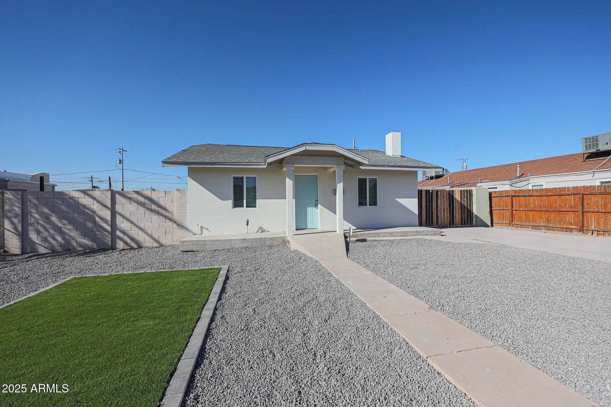 Photo of Listing #6902798