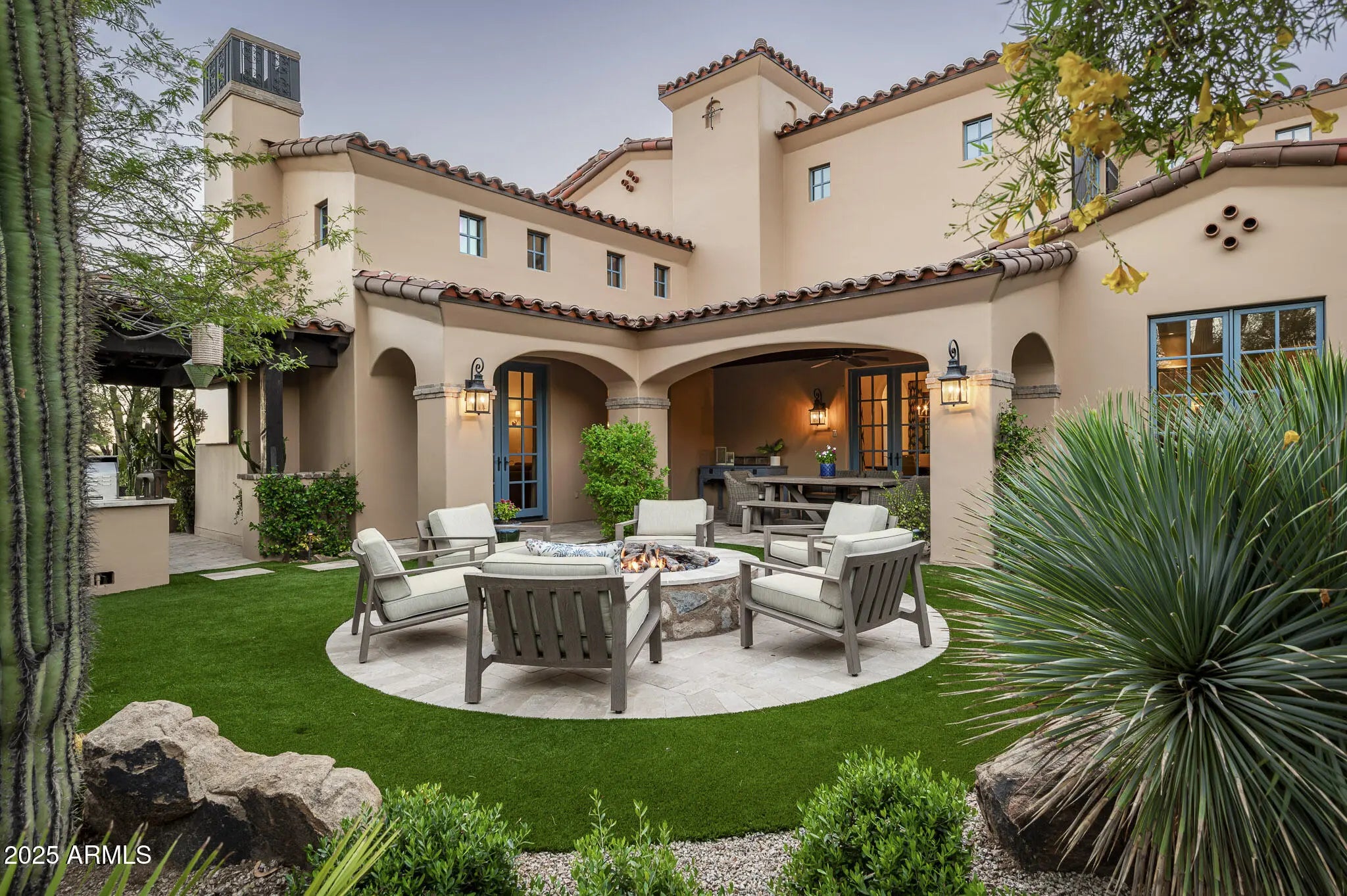 Photo of Listing #6913615