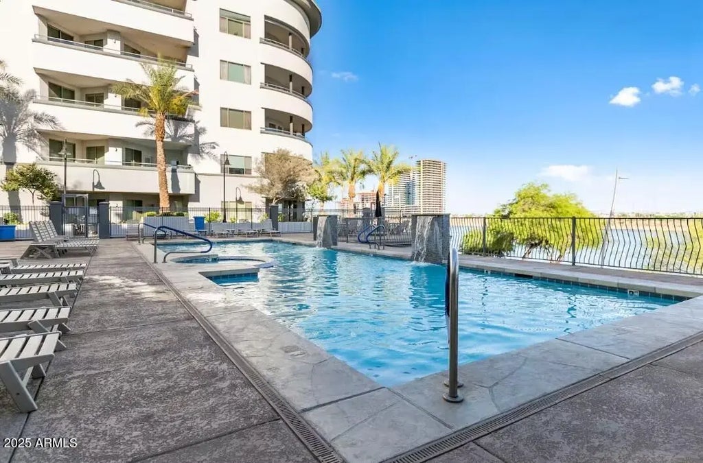 945 E Playa Del Norte Drive (unit 3003), Tempe