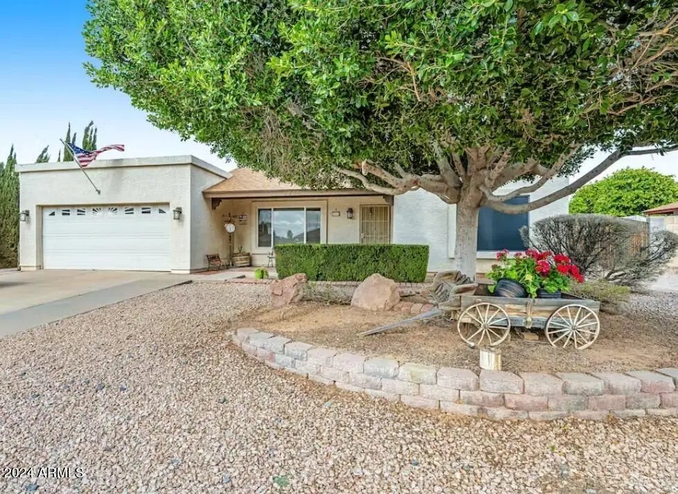 Photo of Listing #6902973