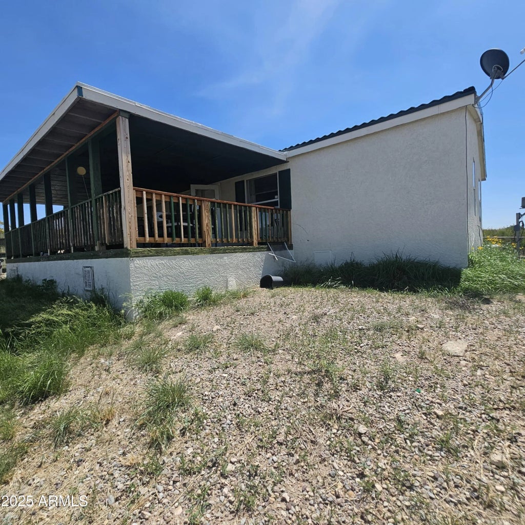 977 N Saddleback Drive, Tombstone