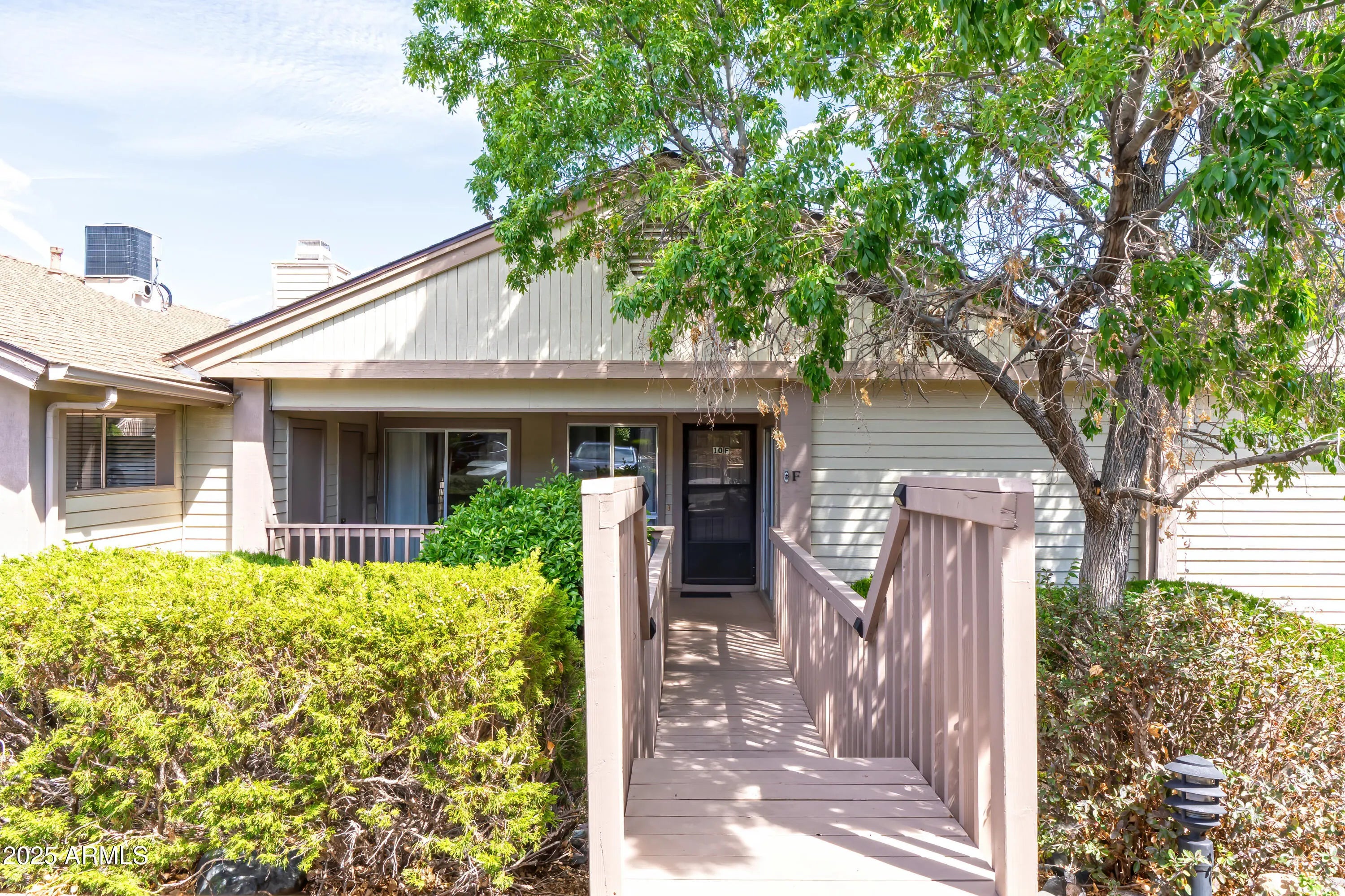 Photo of Listing #6904570