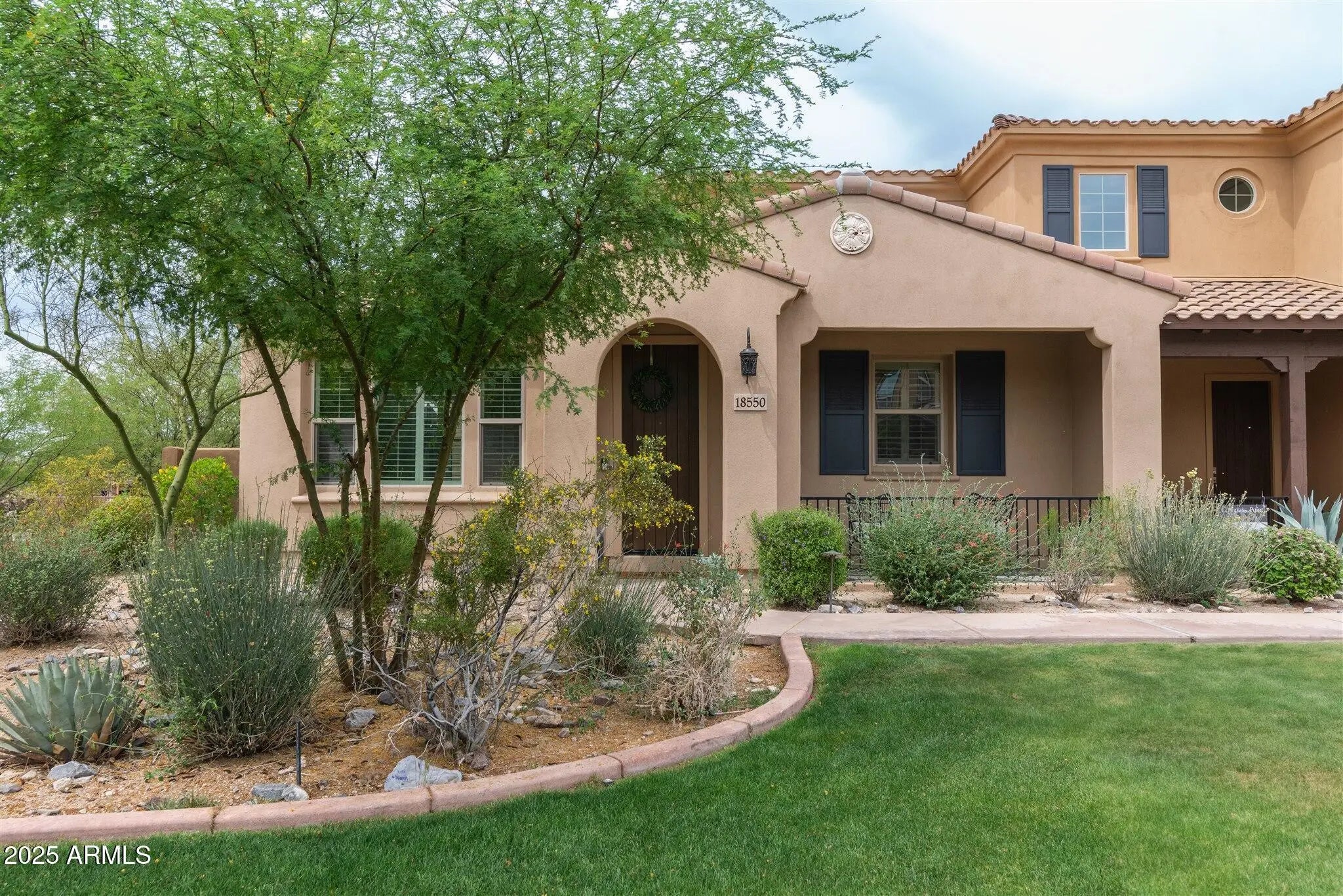 Photo of Listing #6904367