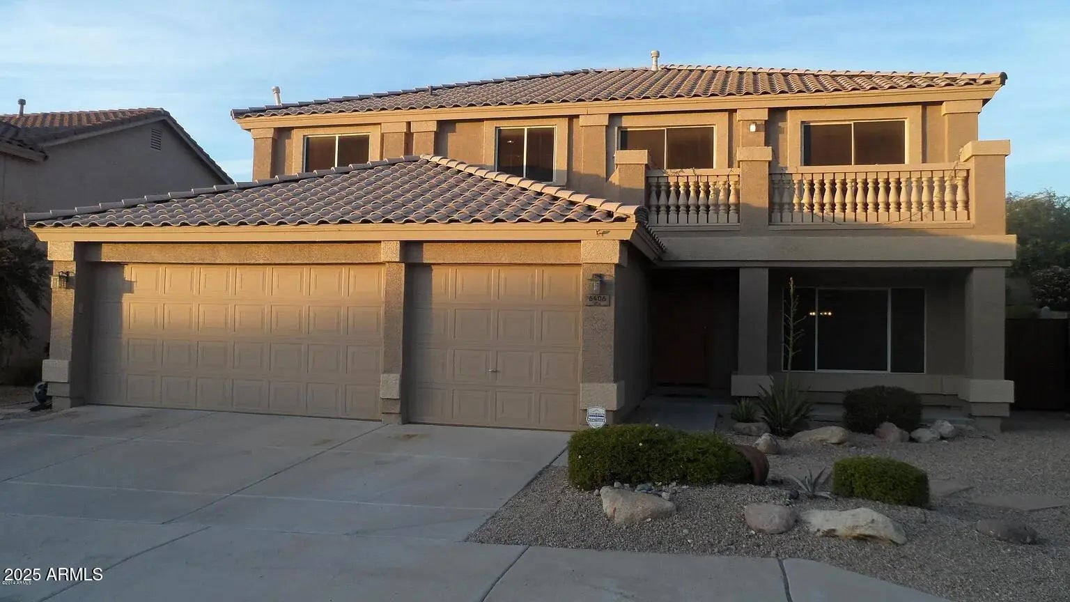 Photo of Listing #6906316