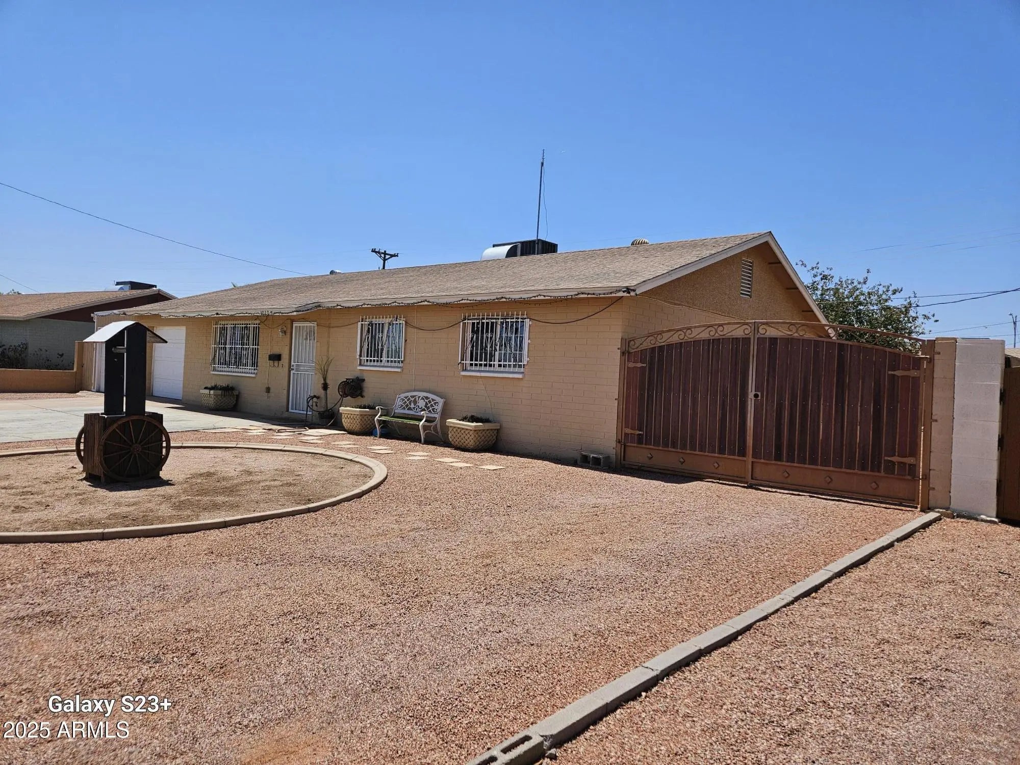 Photo of Listing #6904824