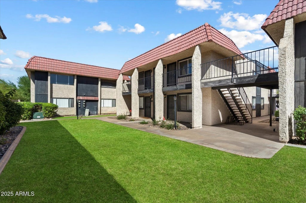 700 W University Drive (unit 253), Tempe