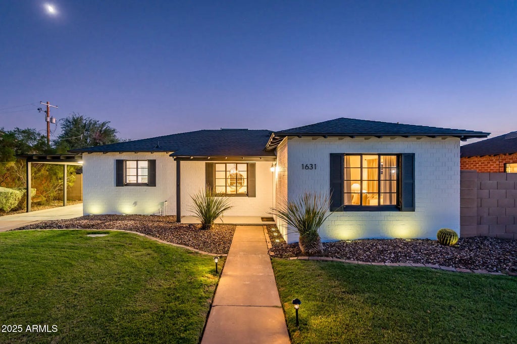 1631 W Earll Drive, Phoenix