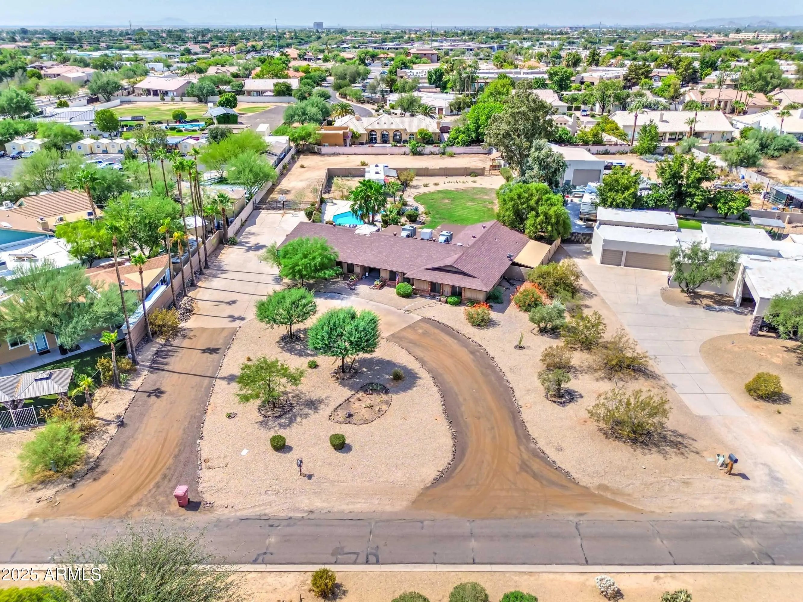 Photo of Listing #6904004