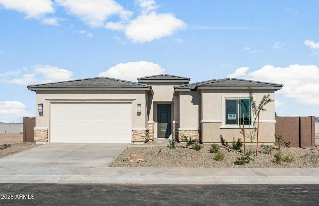2466 E Stuffed Olive Avenue, San Tan Valley