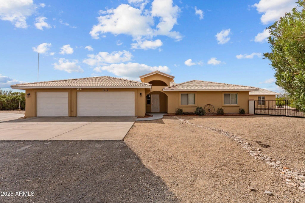 1216 Easy Street, Wickenburg