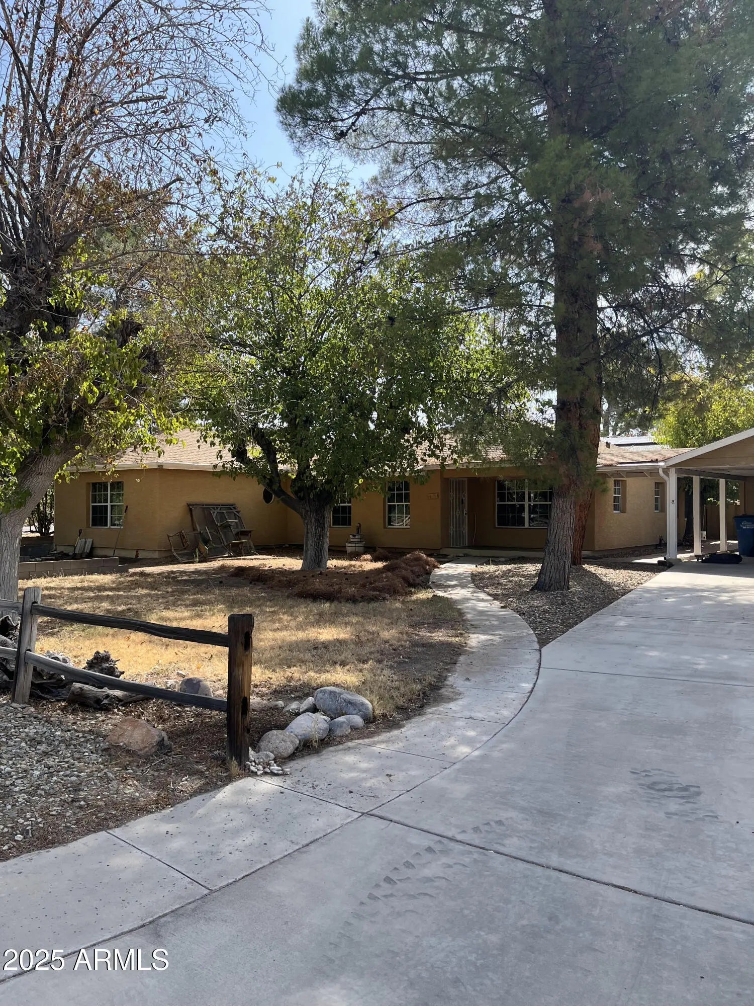 Photo of Listing #6904117