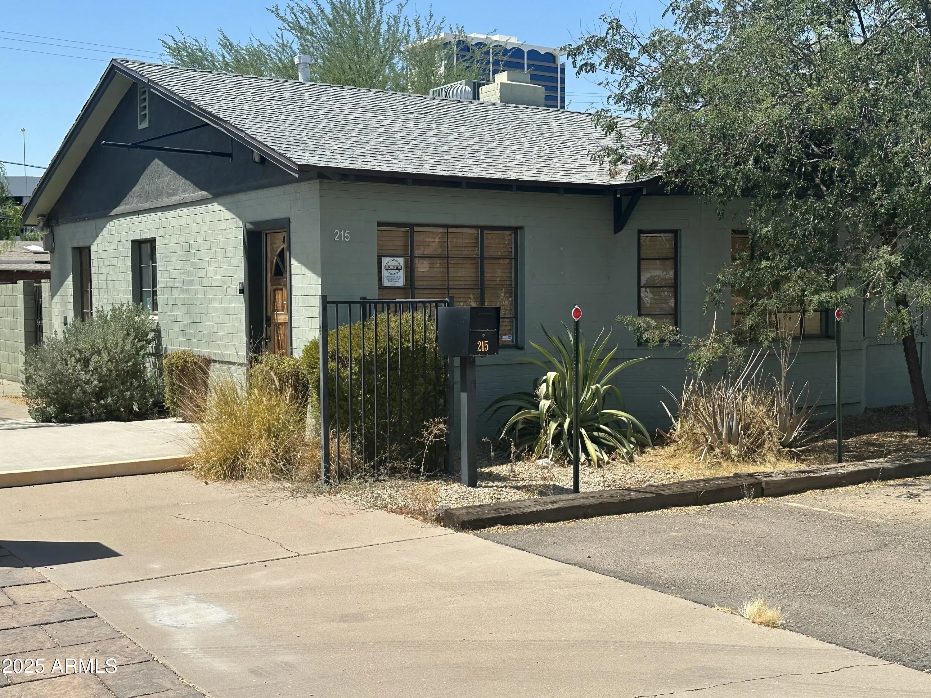 Photo of Listing #6904126