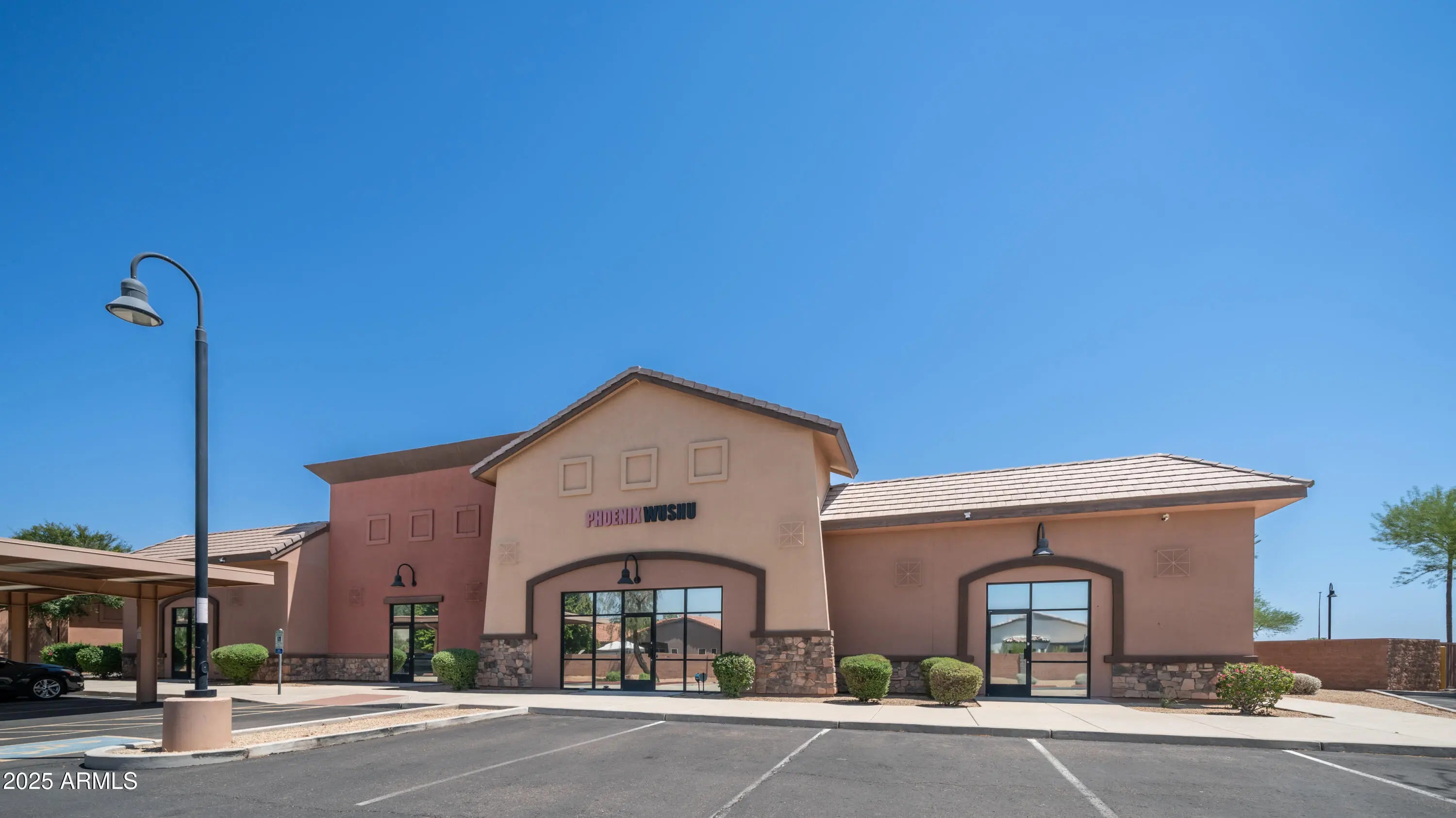 Photo of Listing #6904561