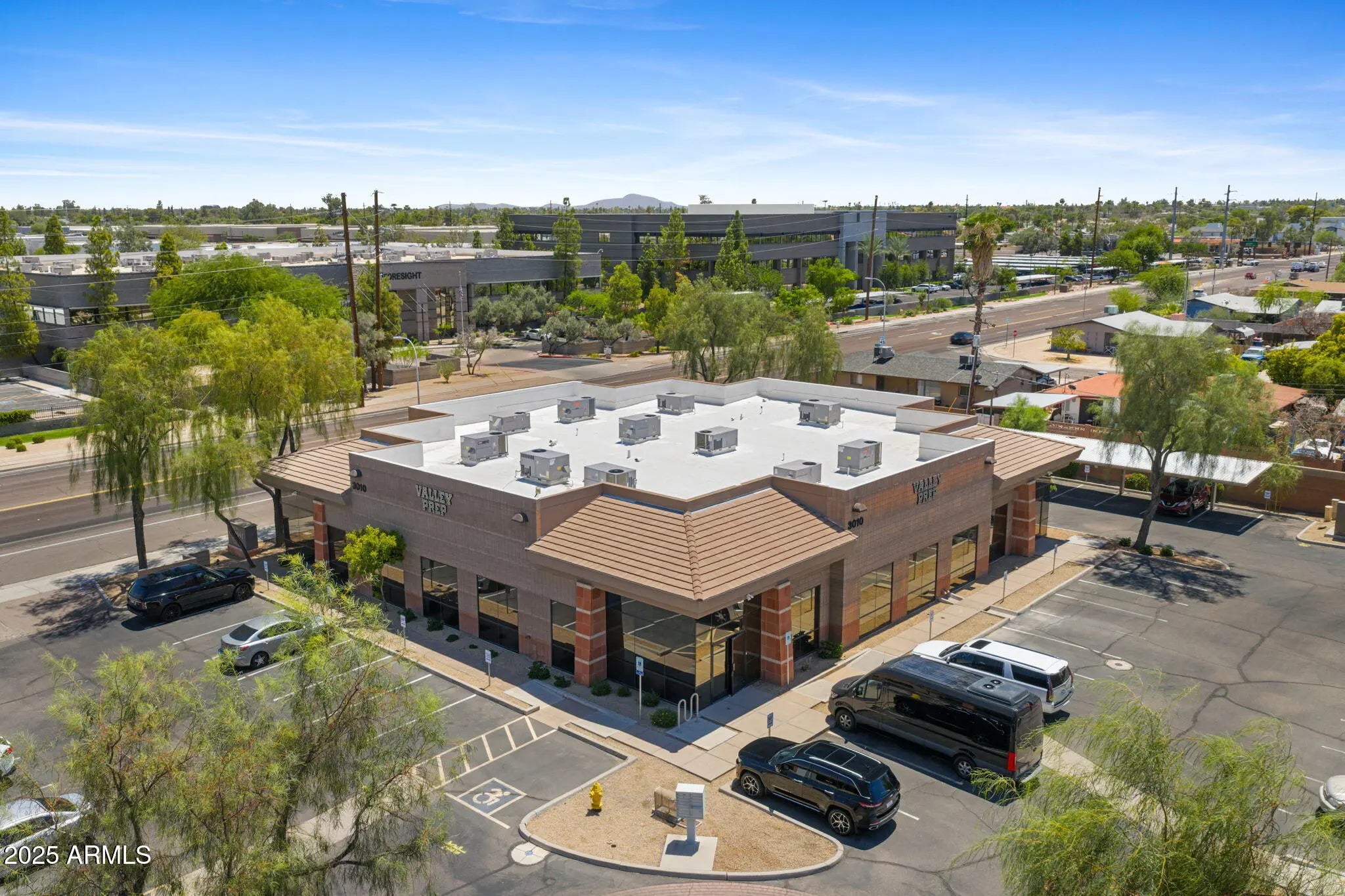 Photo of Listing #6904793