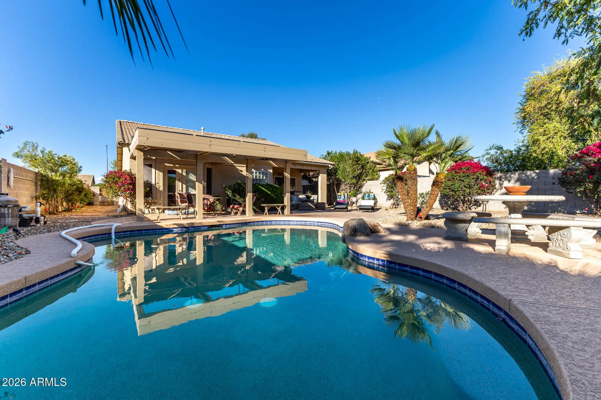 Photo of Listing #6906374