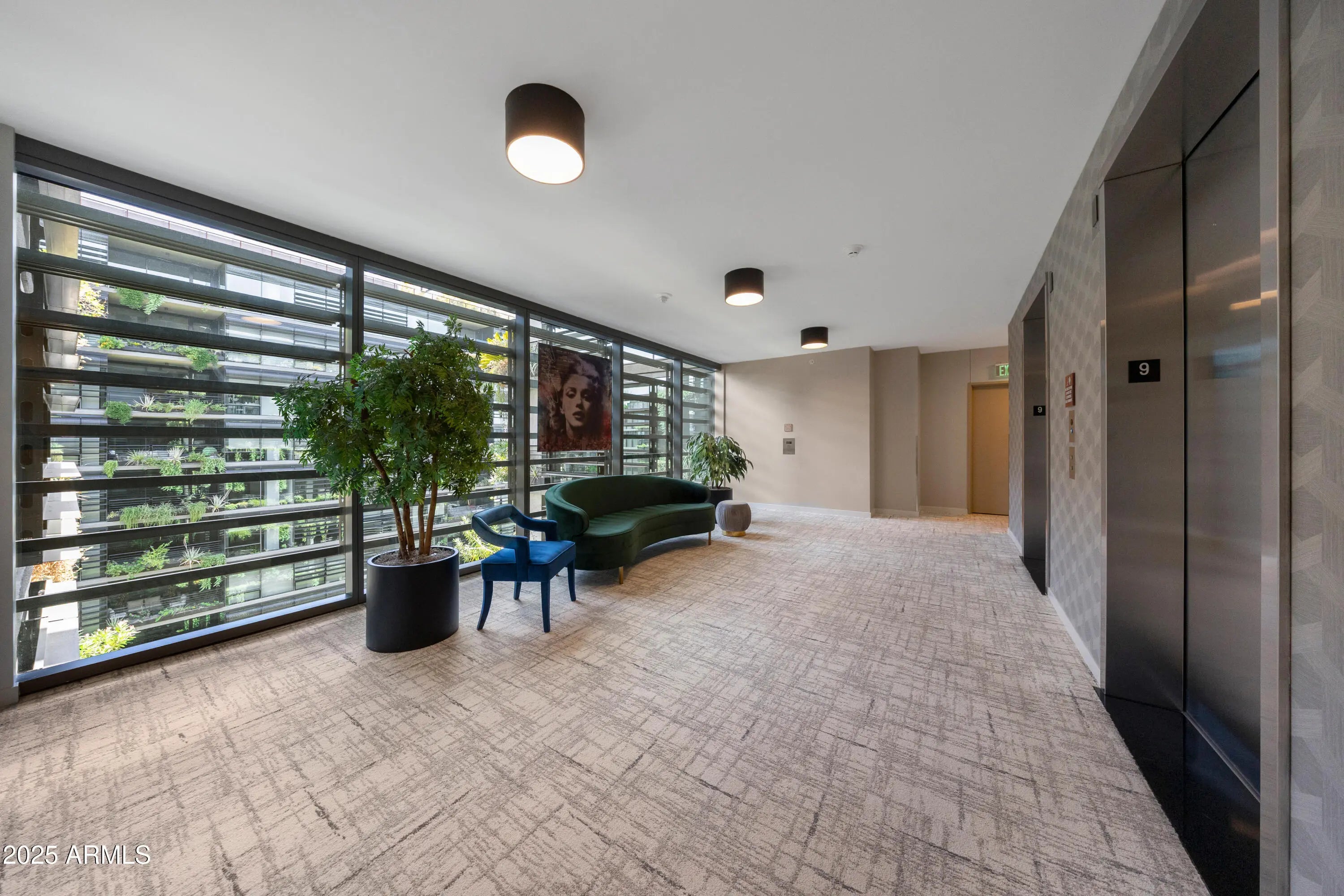 Photo of Listing #6904559