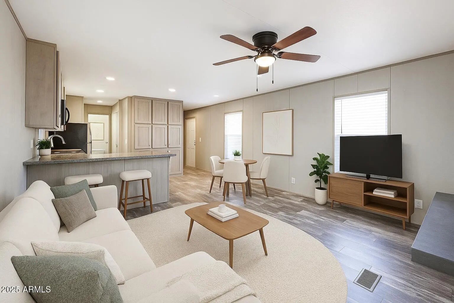 Photo of Listing #6904359