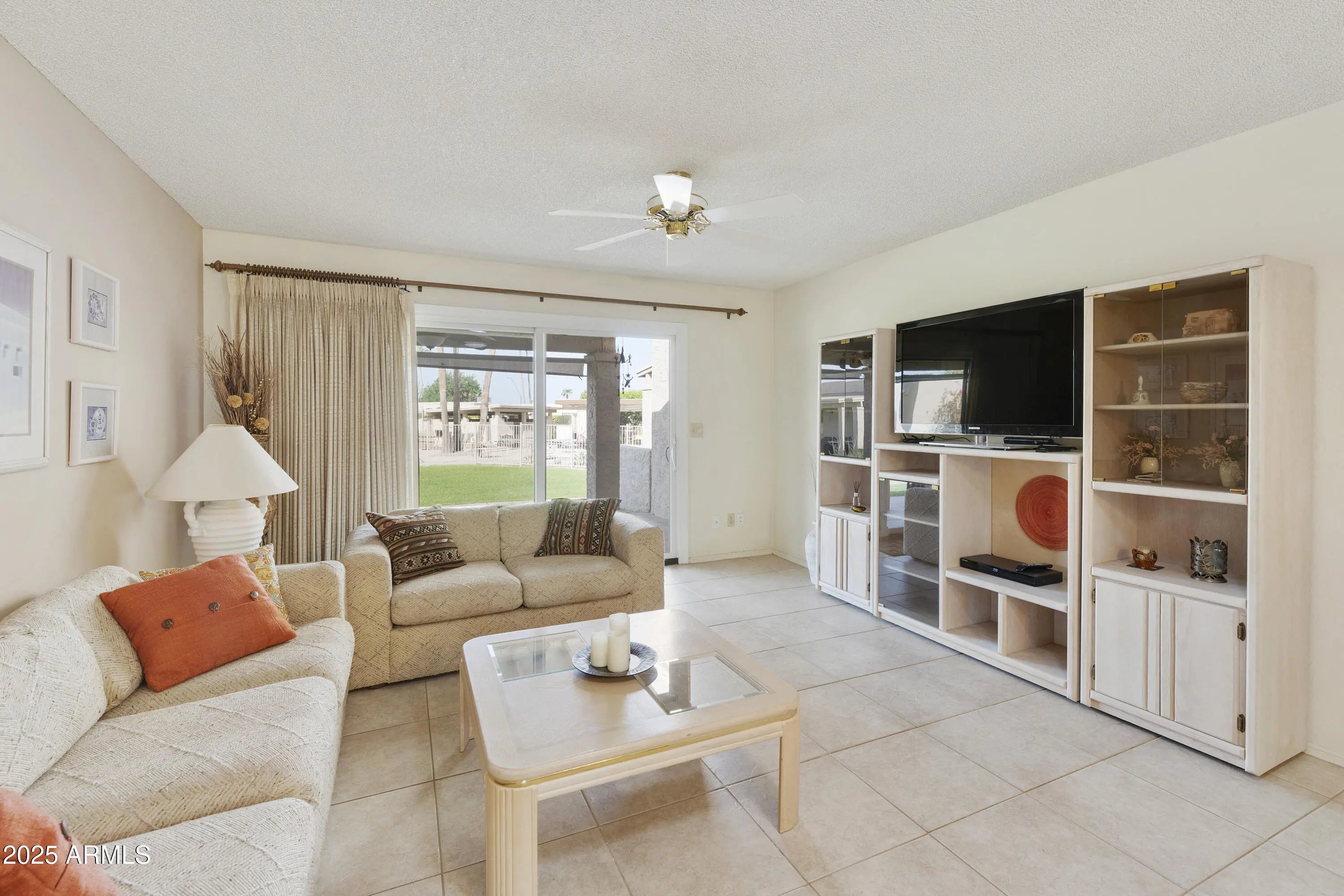 Photo of Listing #6917075