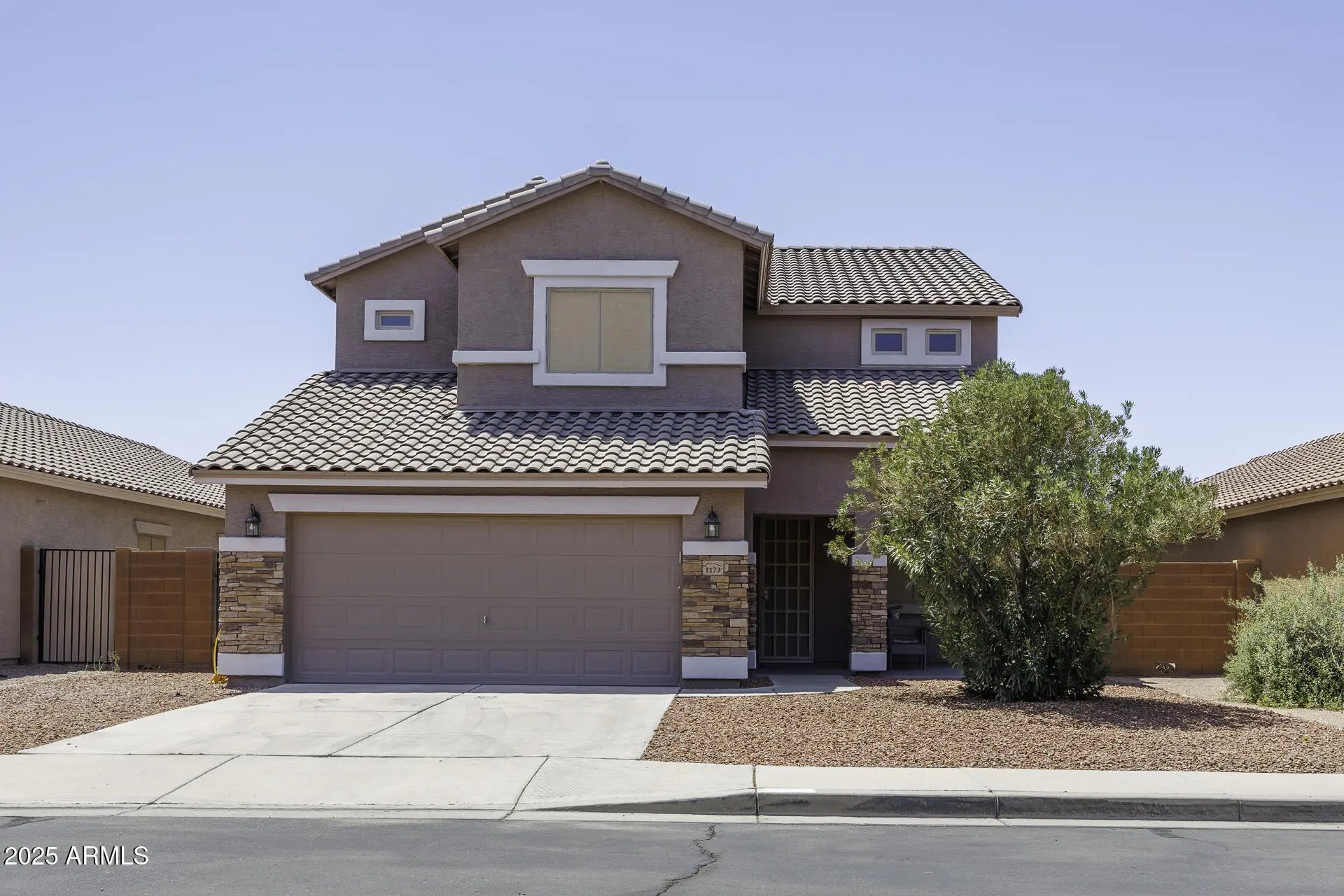 Photo of Listing #6904406