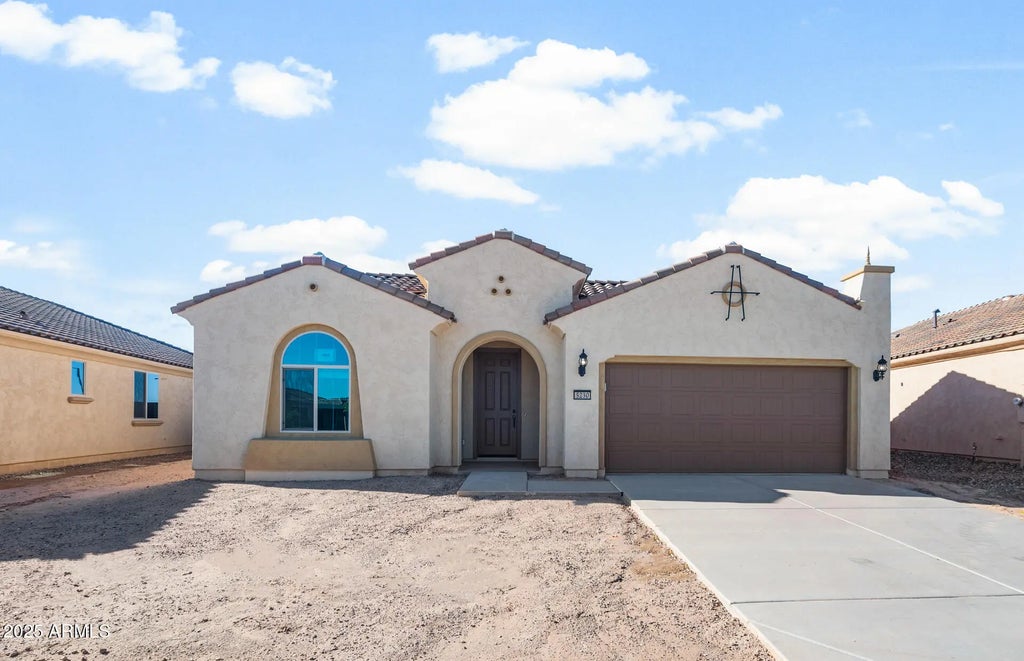 5230 N Riverside Drive, Florence