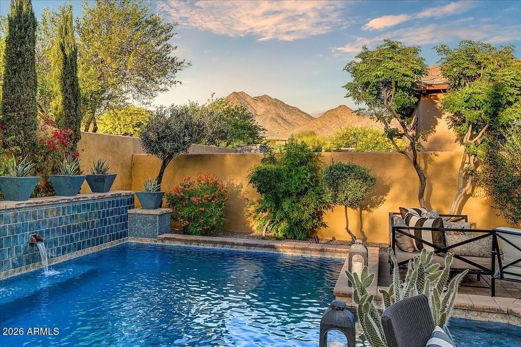 9422 E Via De Vaquero Drive, Scottsdale