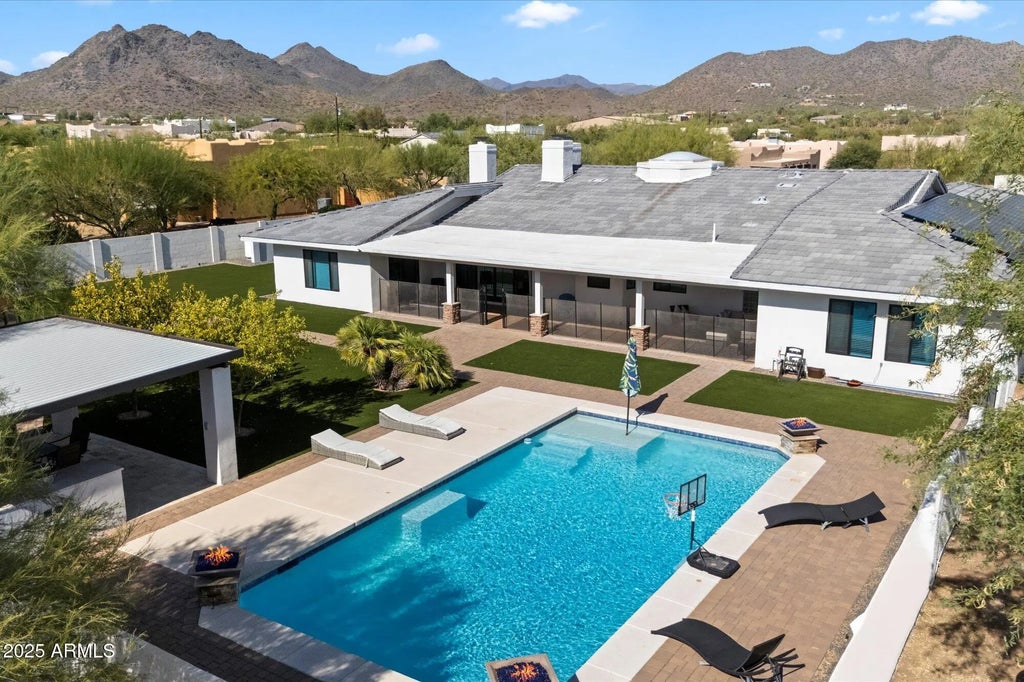 36404 N 27th Street, Cave Creek