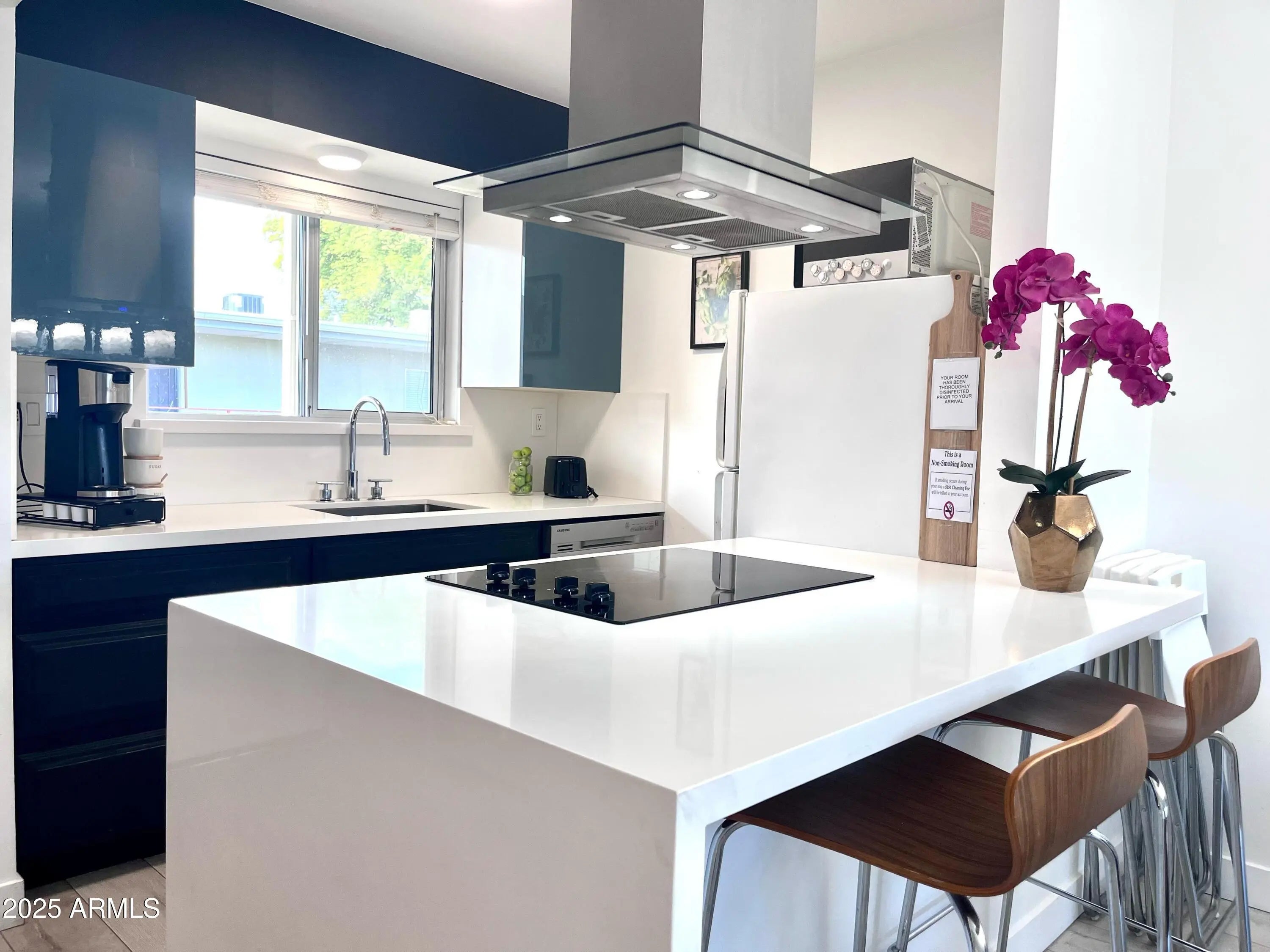 Photo of Listing #6904614