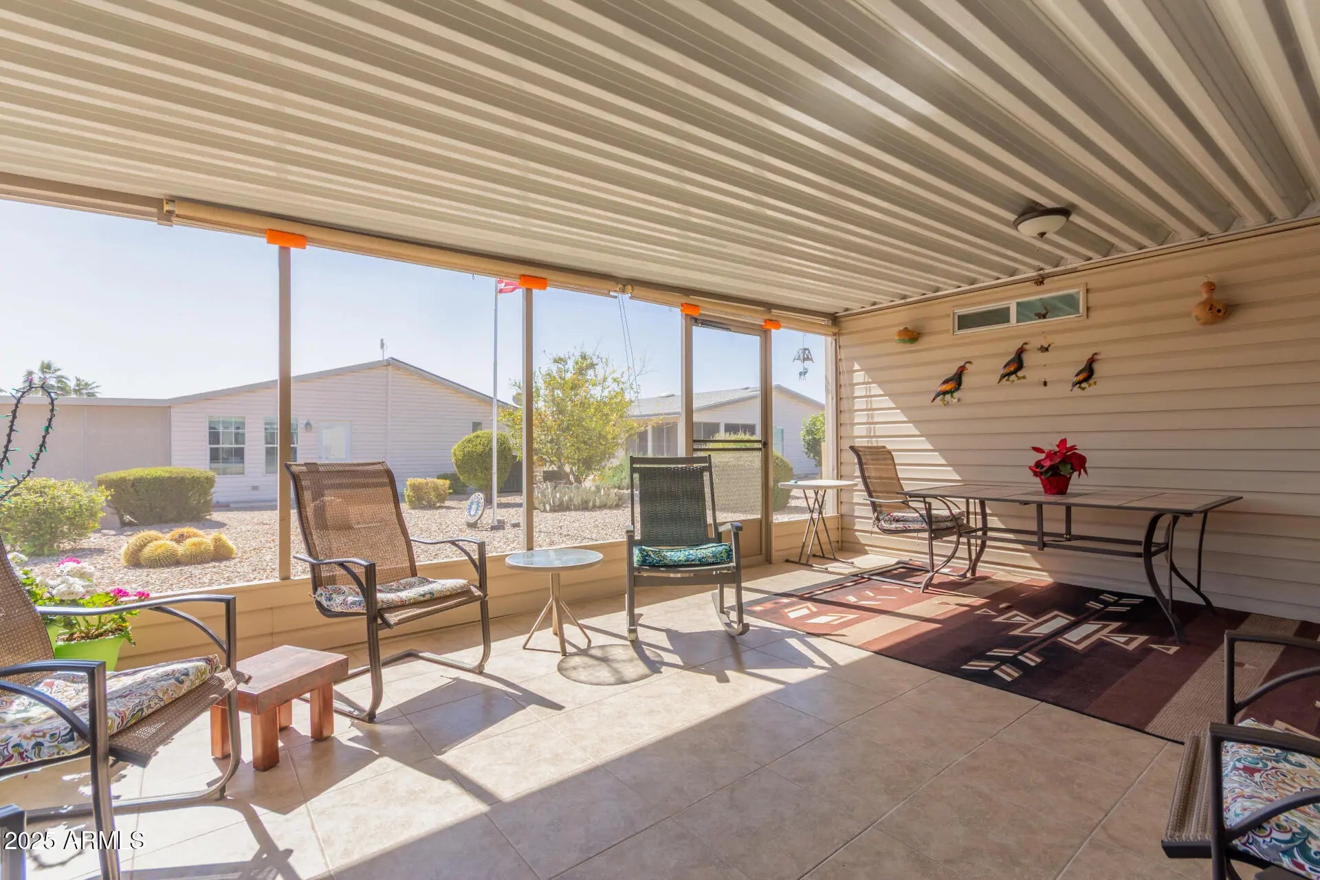 Photo of Listing #6906284