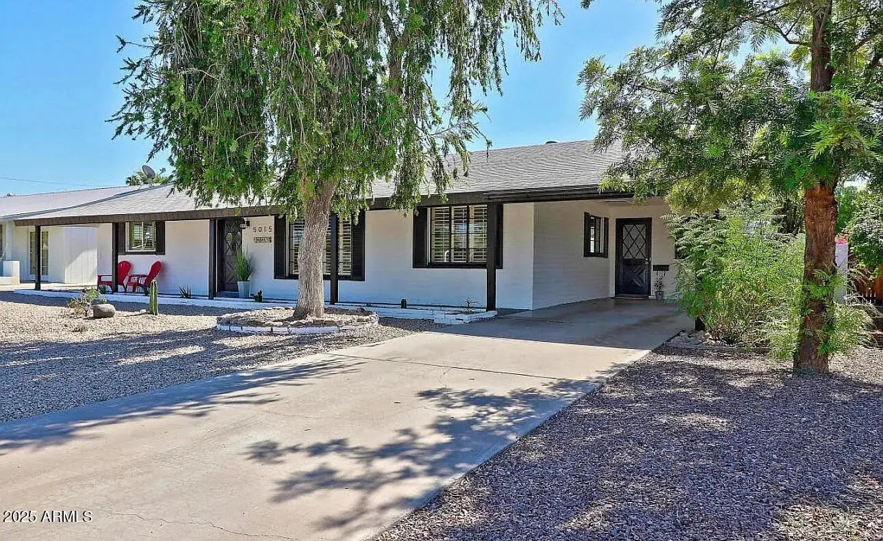 Photo of Listing #6907258