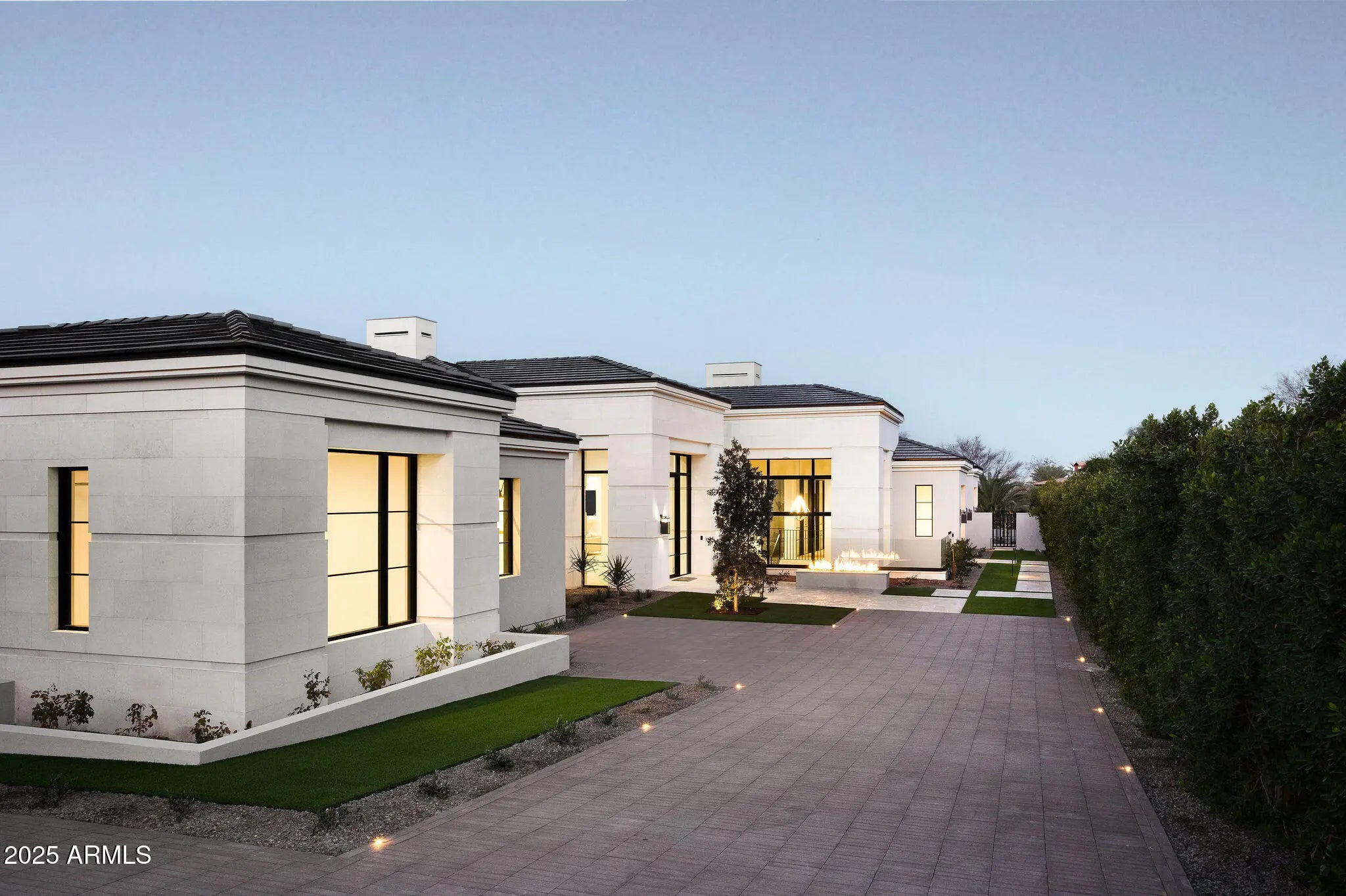 Photo of Listing #6907677