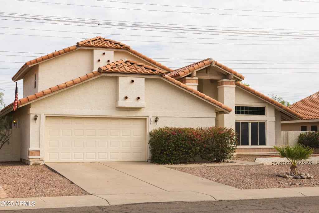 966 E Divot Drive, Tempe