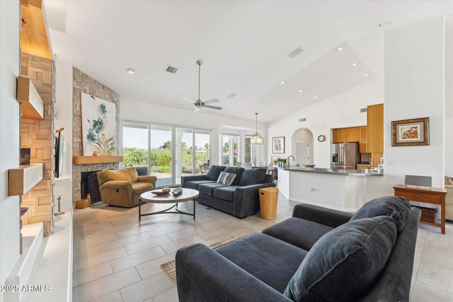 Photo of Listing #6904724