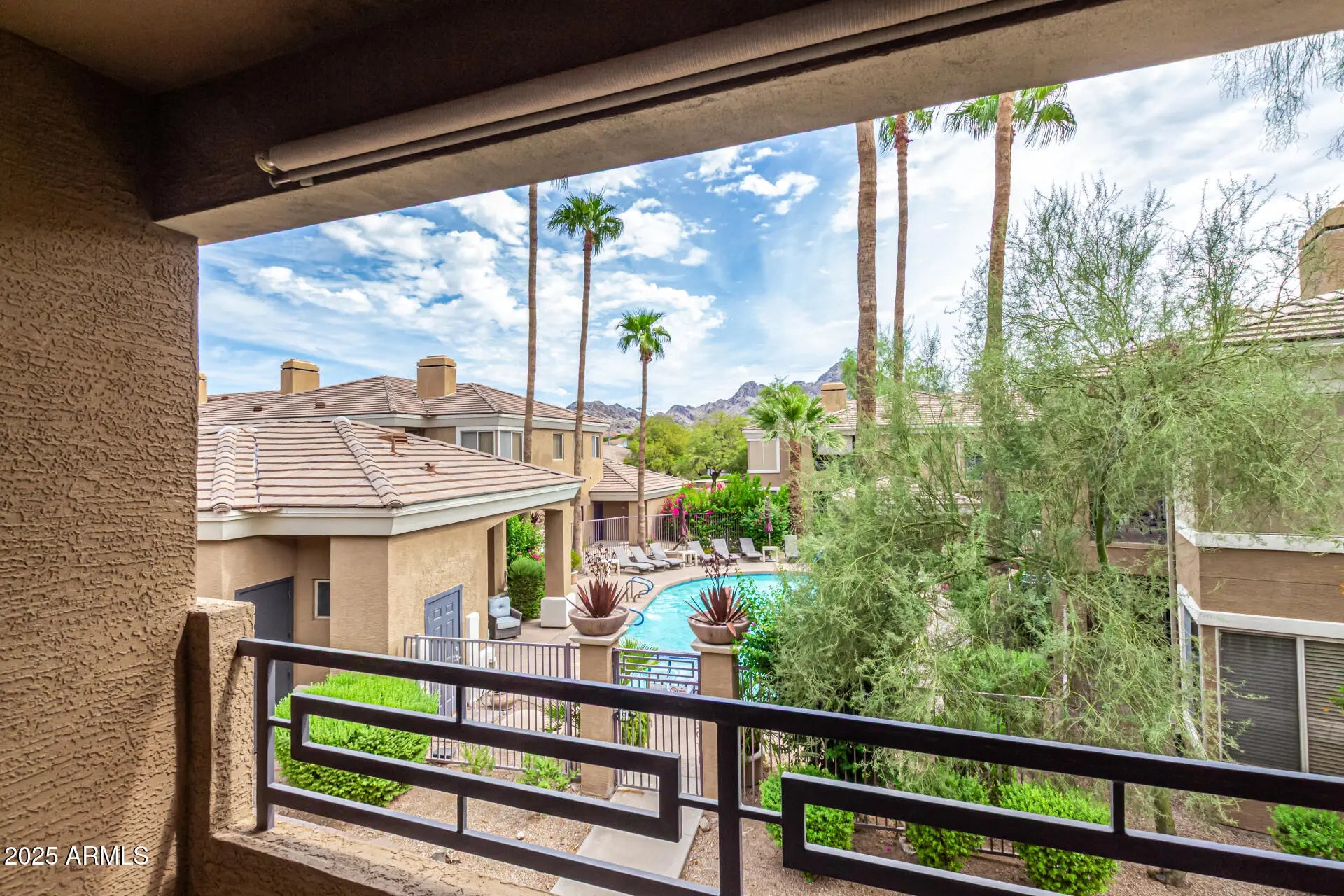 Photo of Listing #6921658