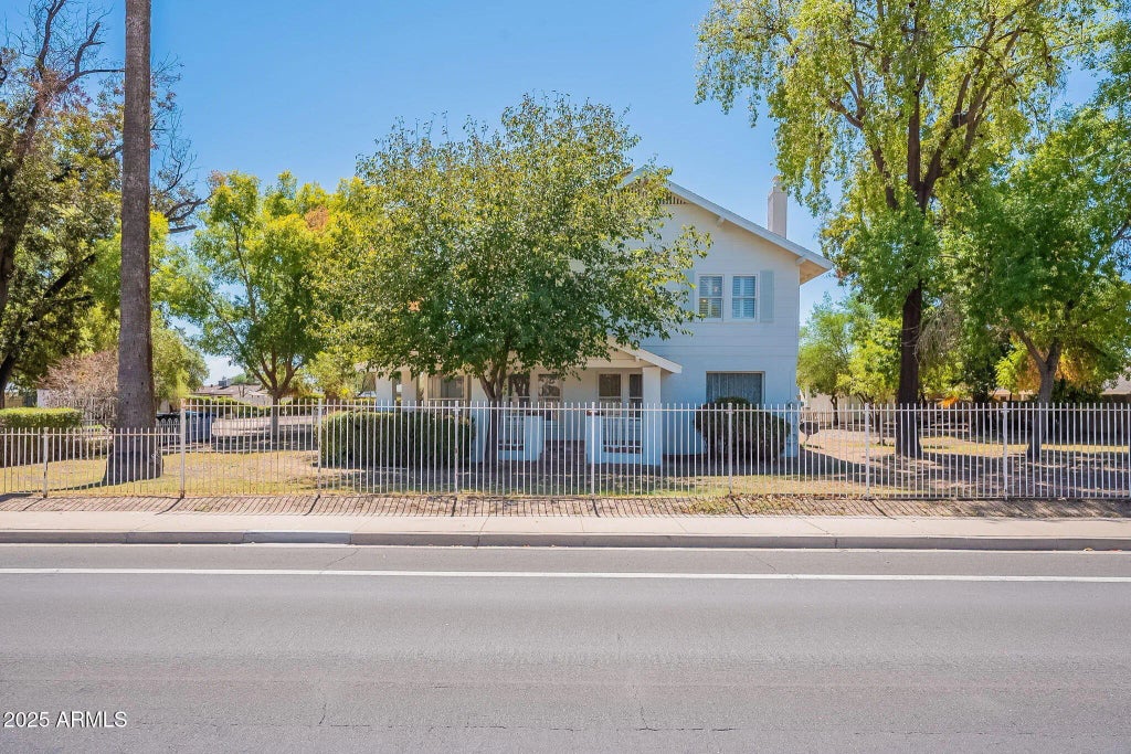 2353 E Brown Road, Mesa