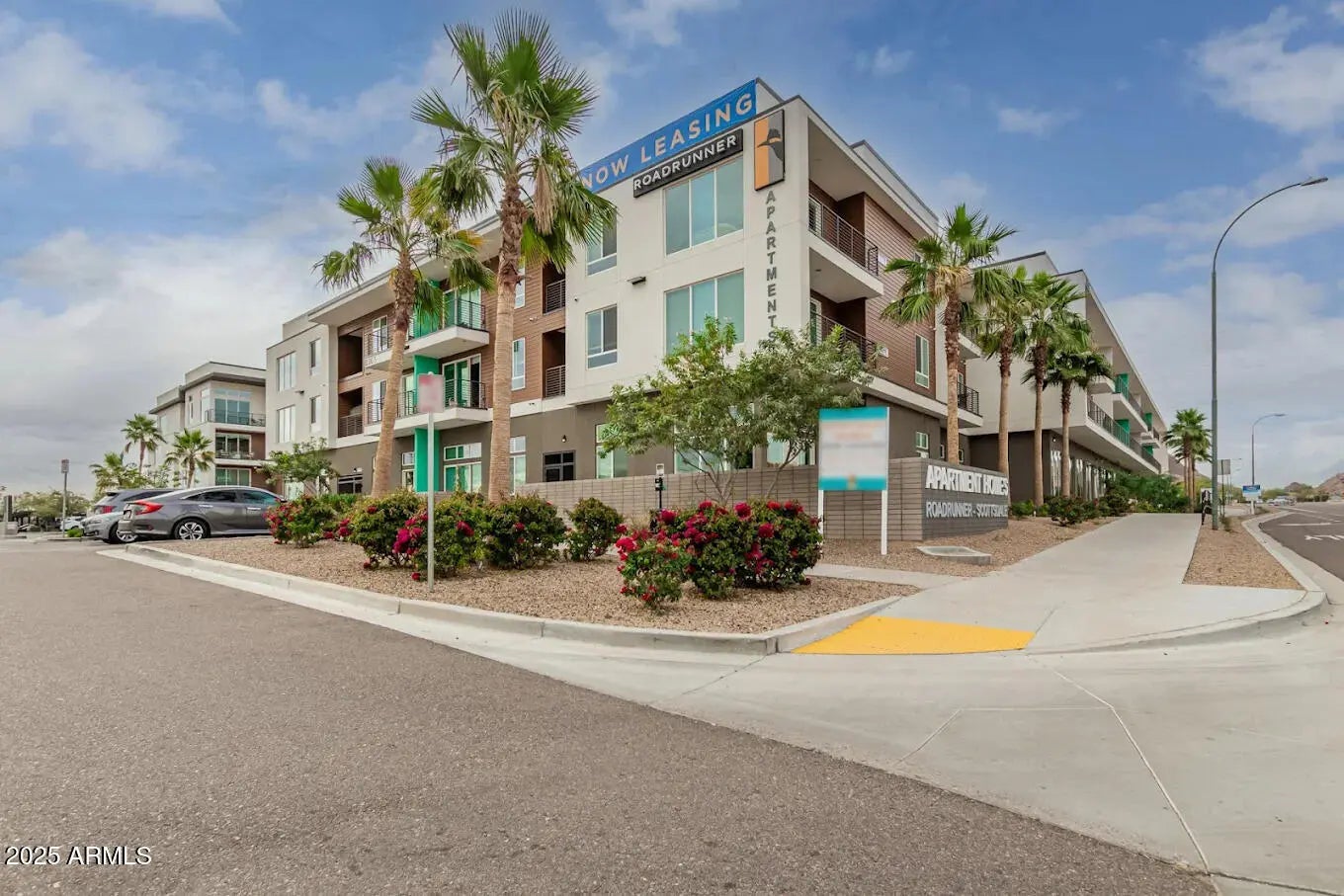 Photo of Listing #6904821