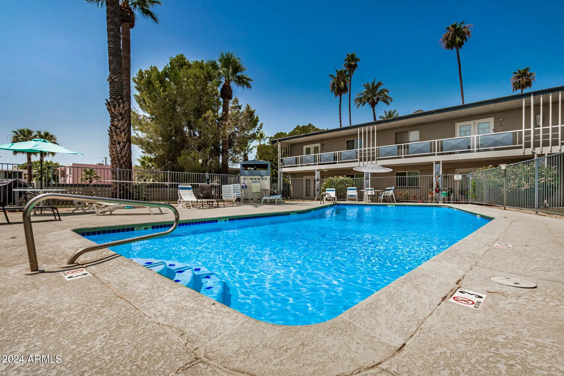 Photo of Listing #6905360