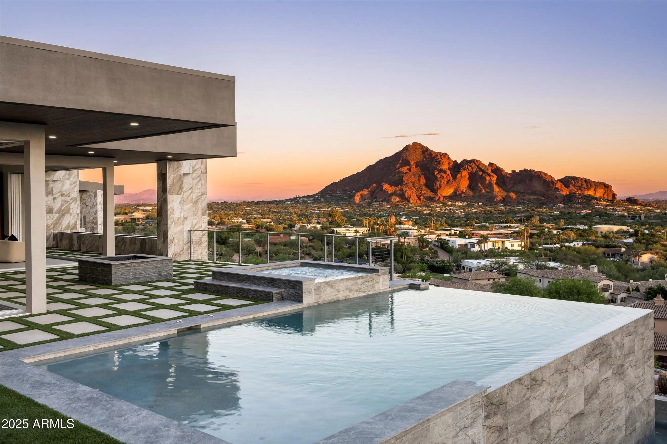 Photo of Listing #6931862