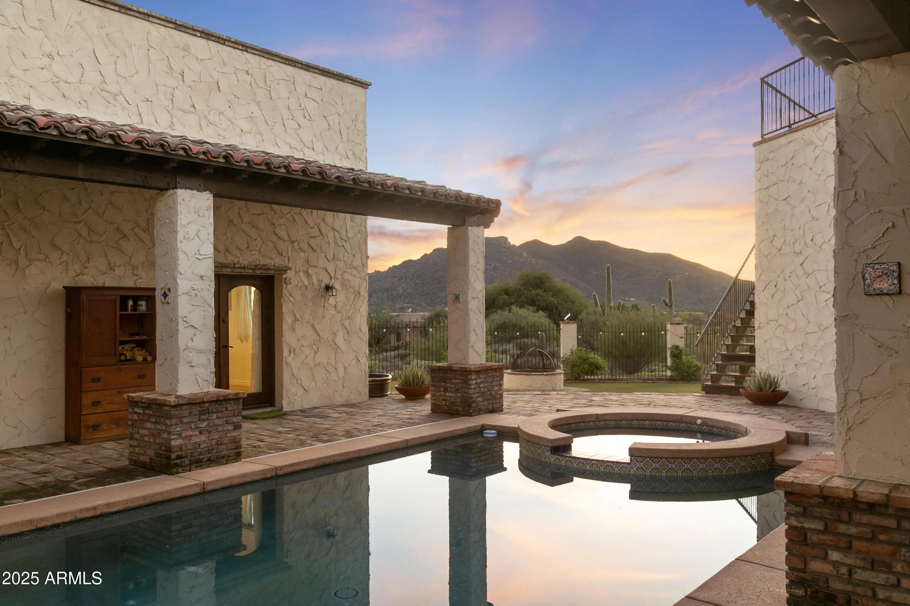 Photo of Listing #6940280