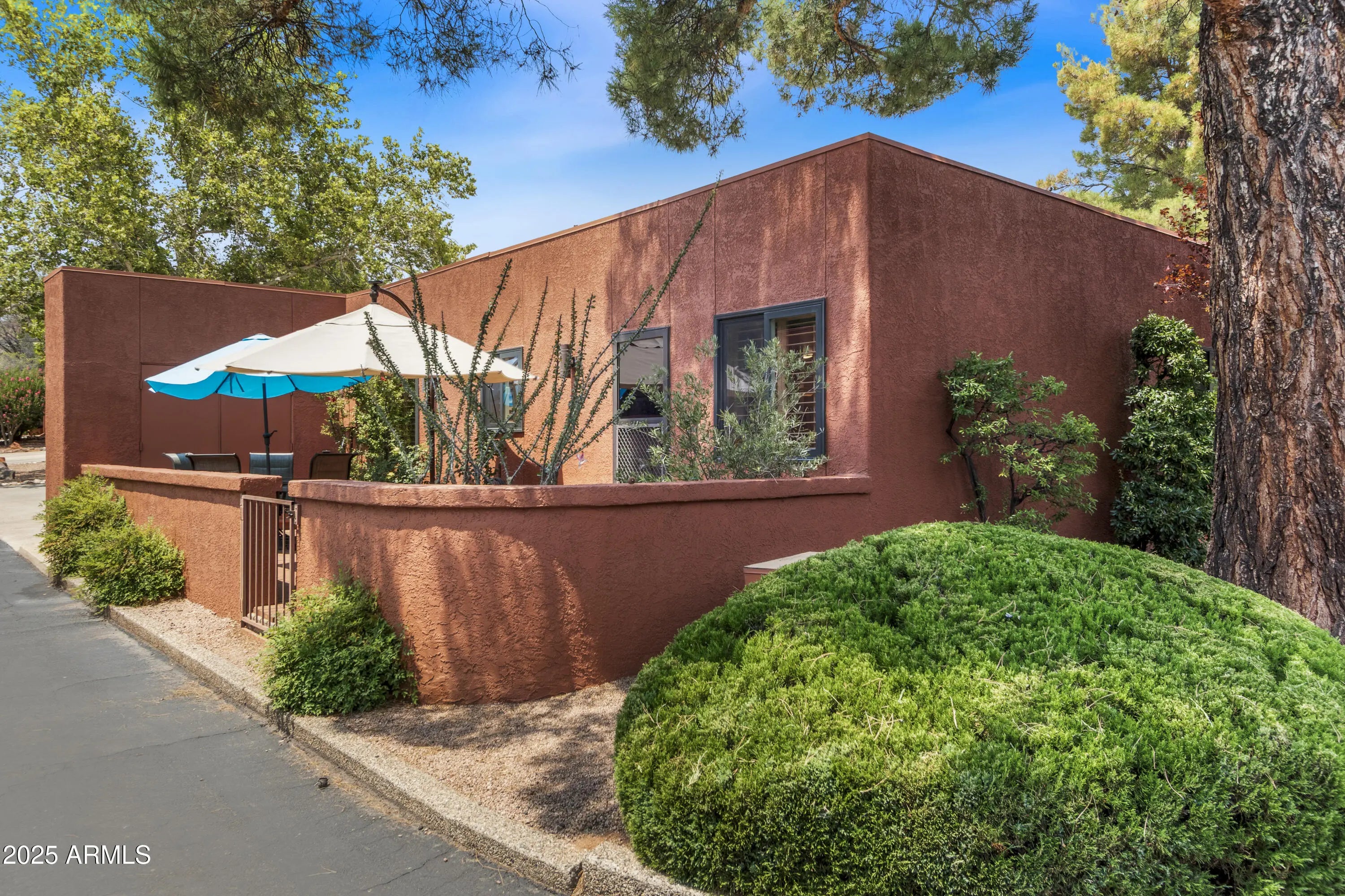 Photo of Listing #6905087