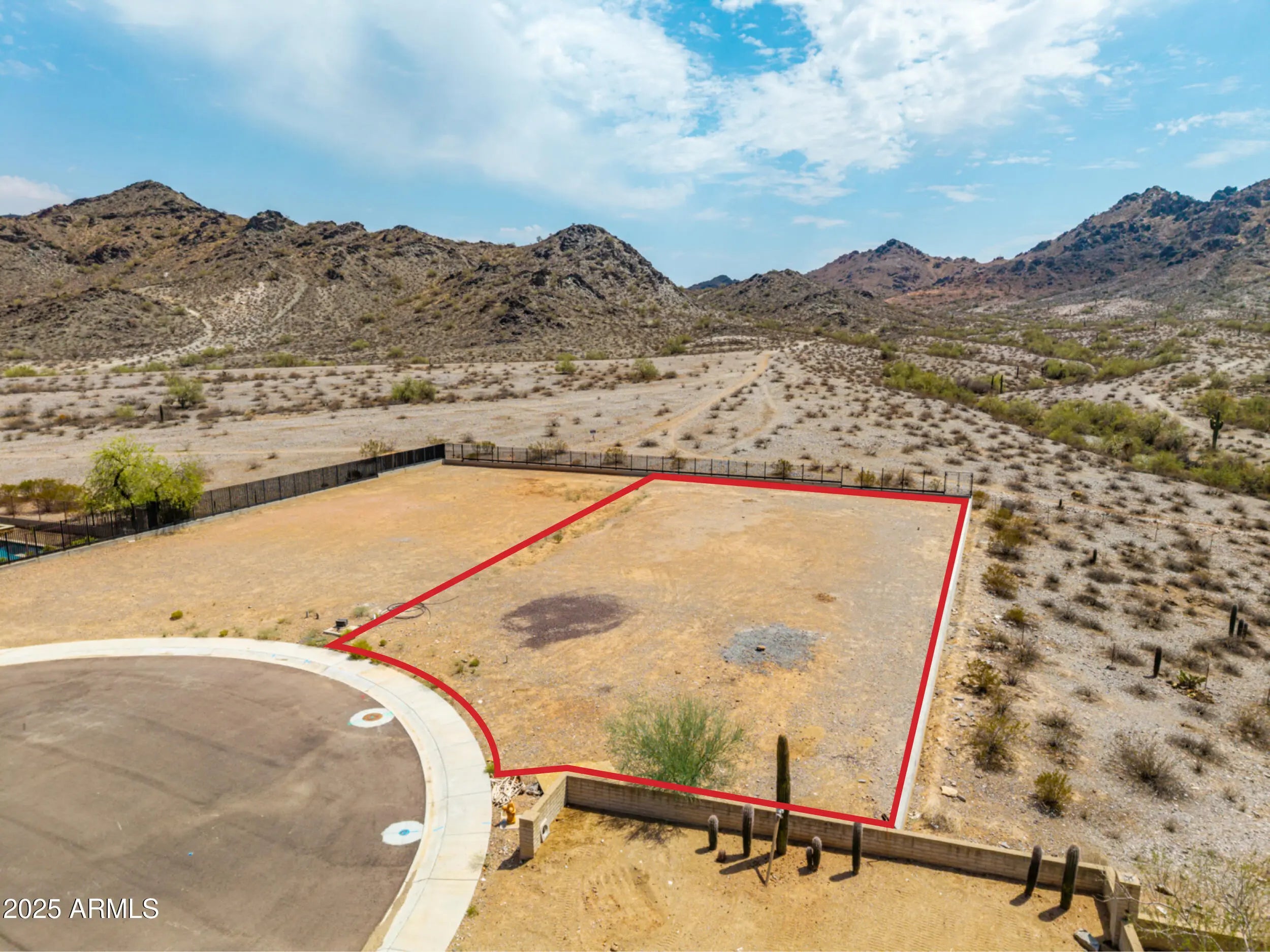 Photo of Listing #6908206