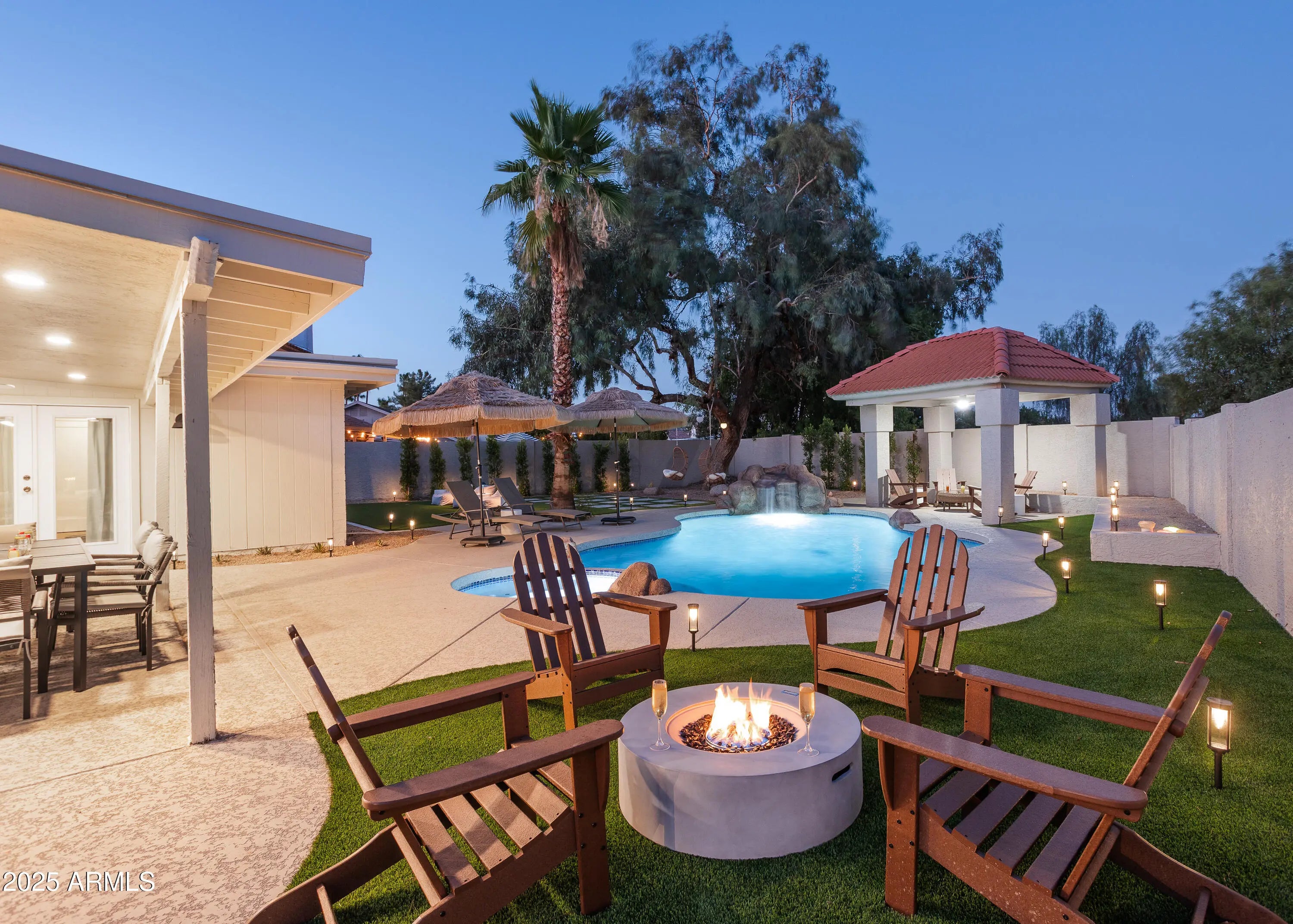 Photo of Listing #6905368