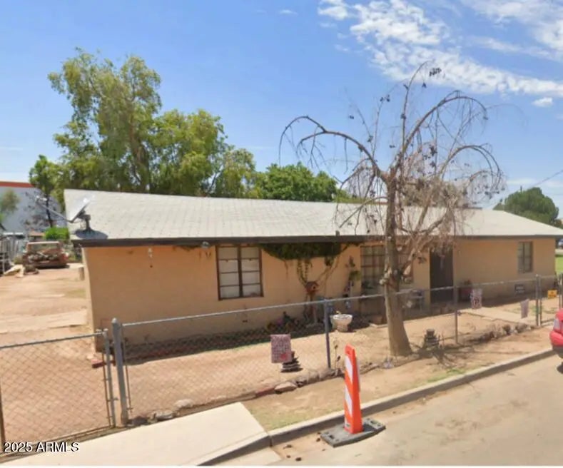 116 N 69th Avenue, Phoenix