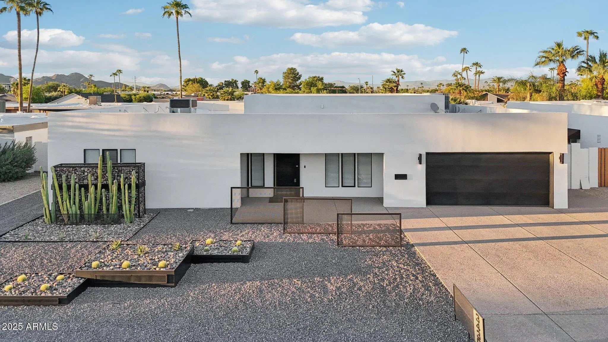 Photo of Listing #6930520