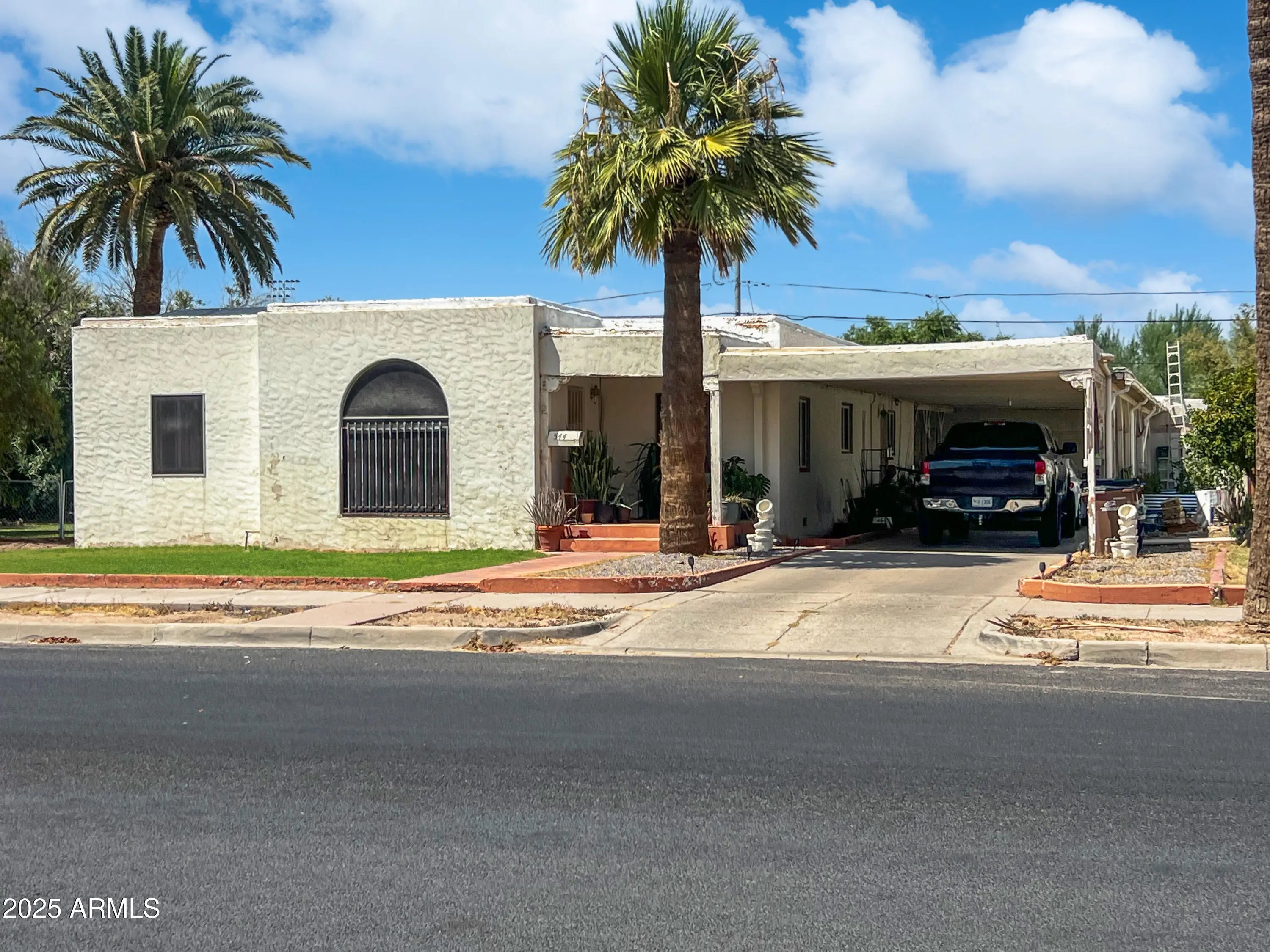 Photo of Listing #6907182