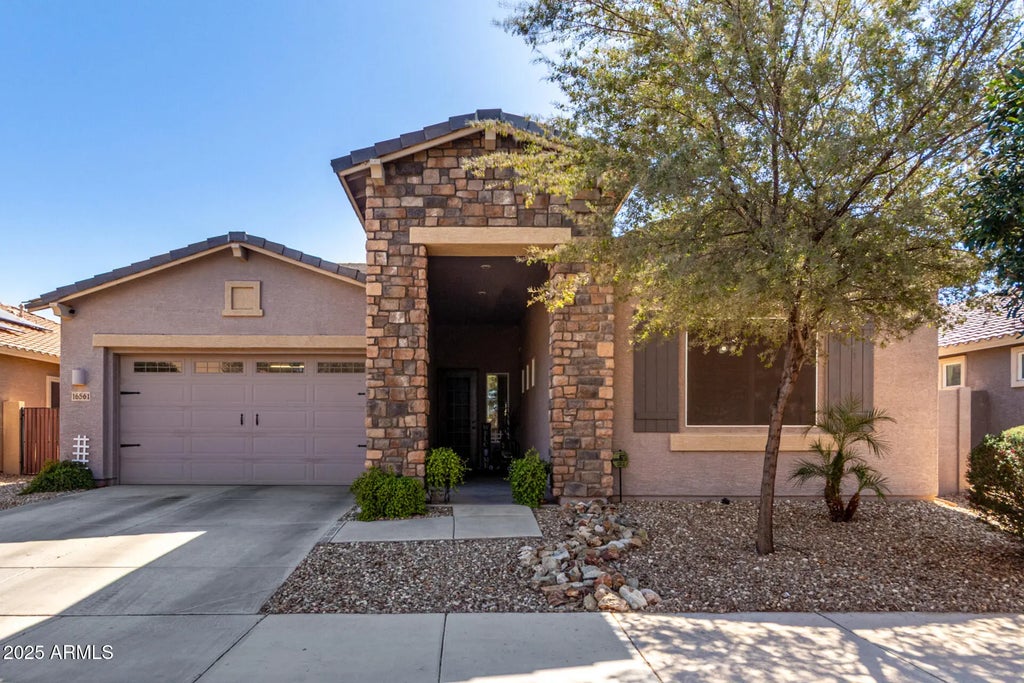 16561 W Cielo Grande Avenue, Surprise