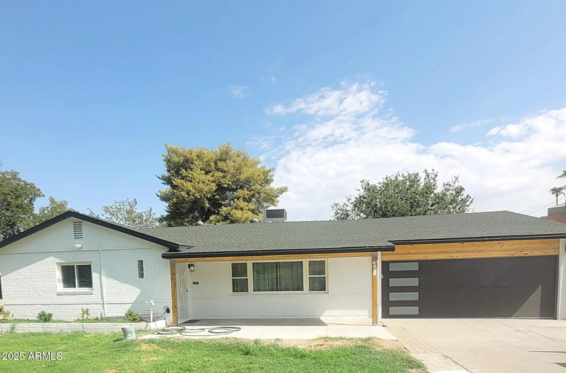 Photo of Listing #6905947