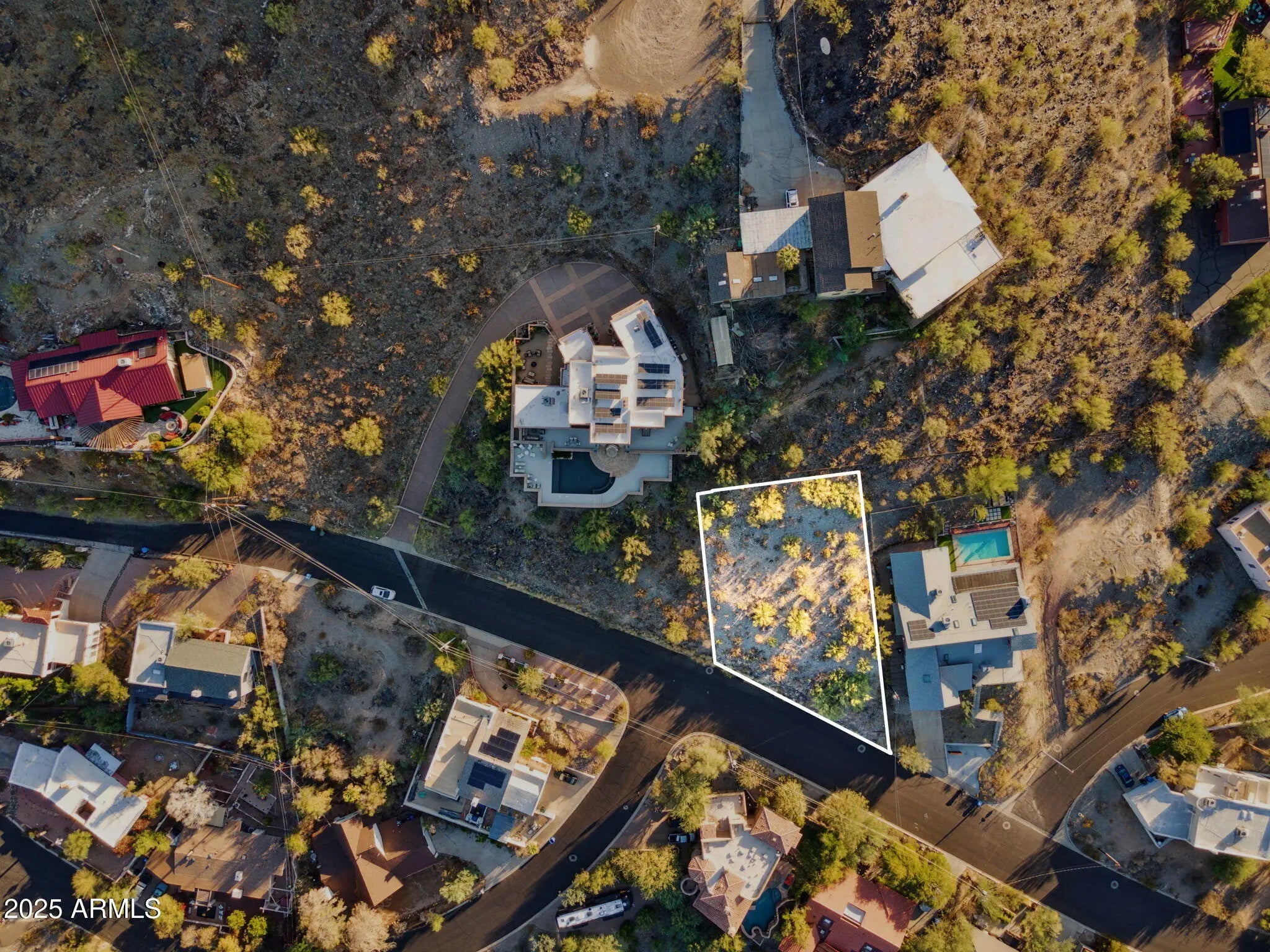 Photo of Listing #6906577