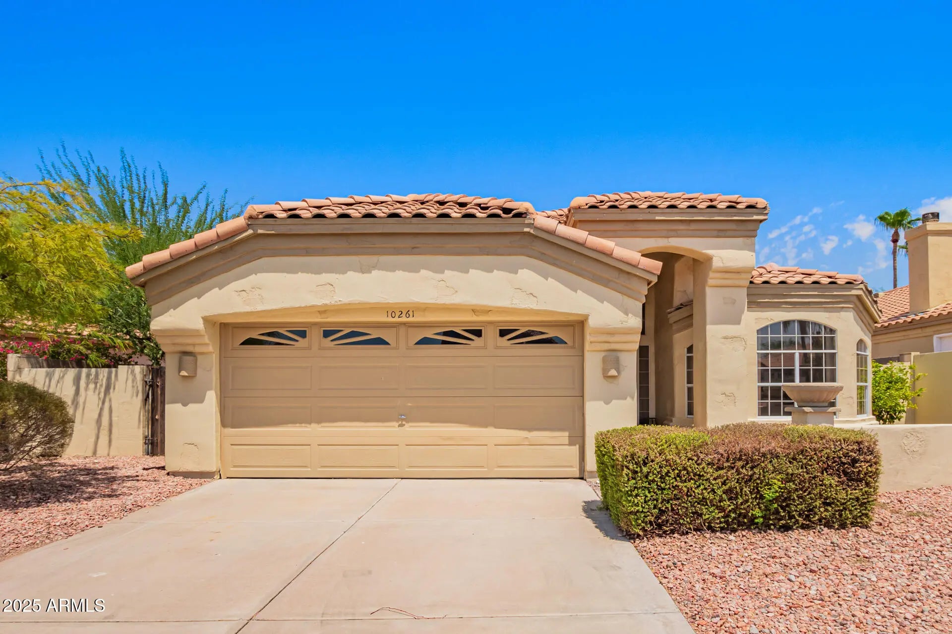 Photo of Listing #6907243