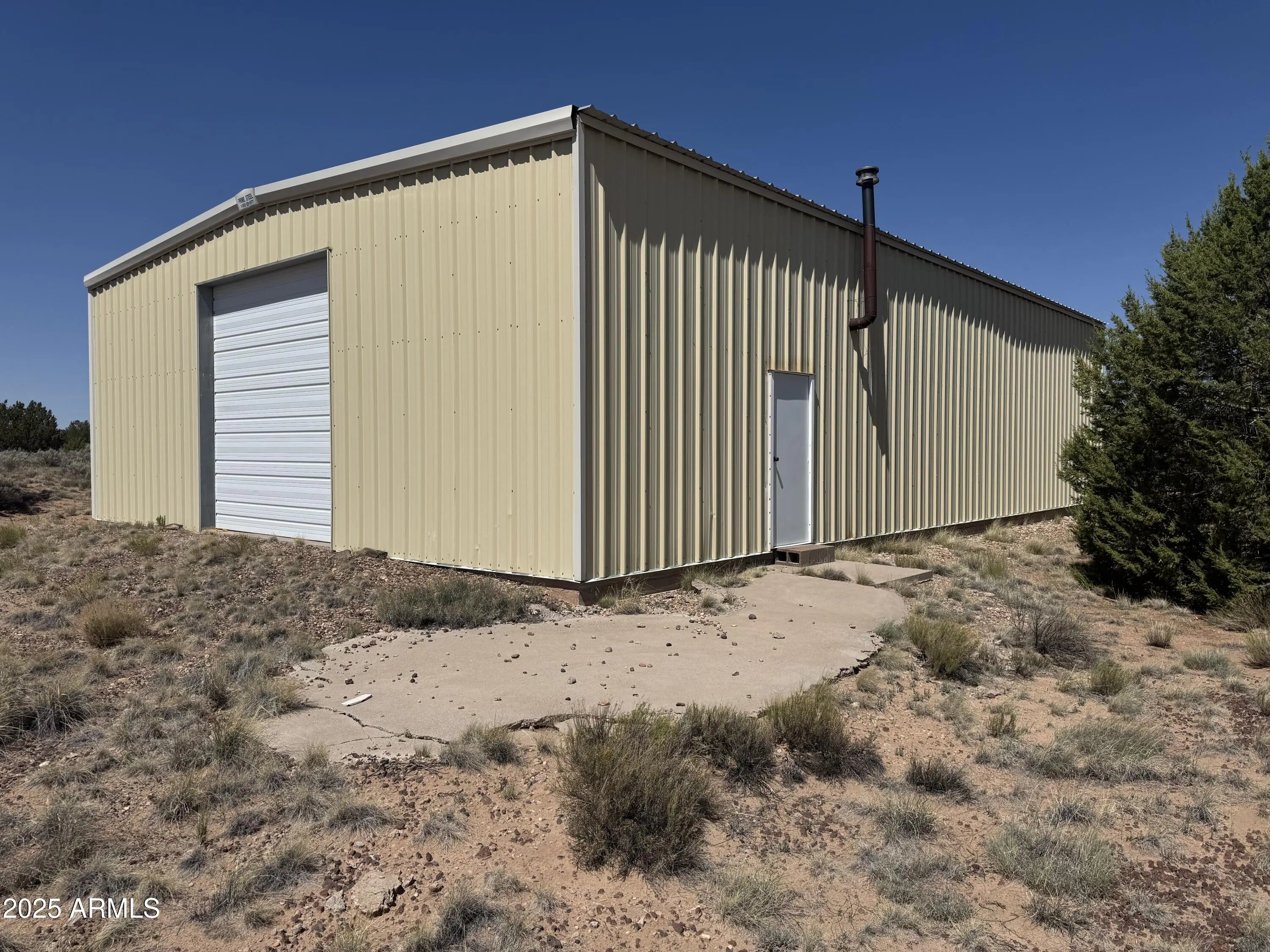 Photo of Listing #6905693