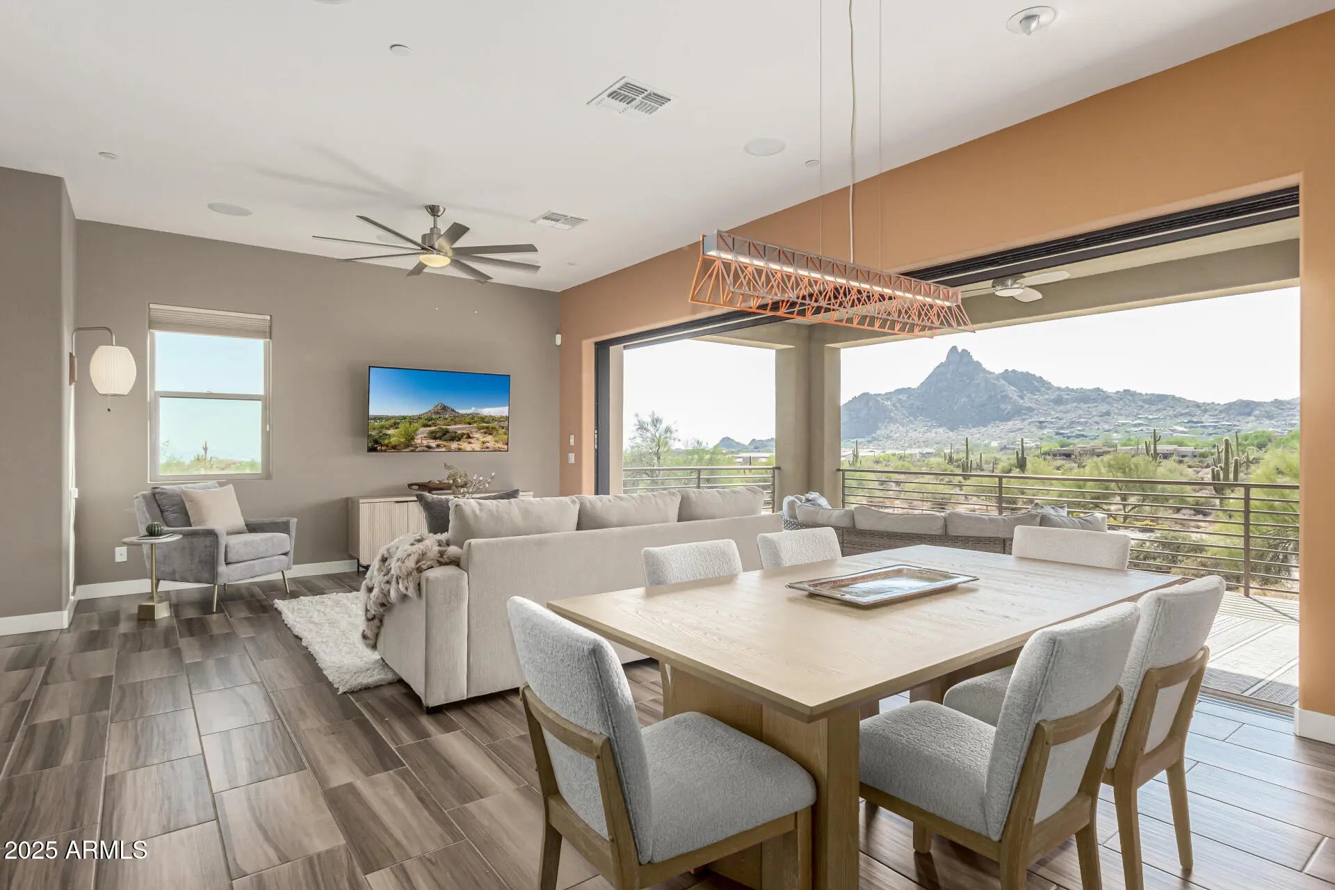 Photo of Listing #6905816